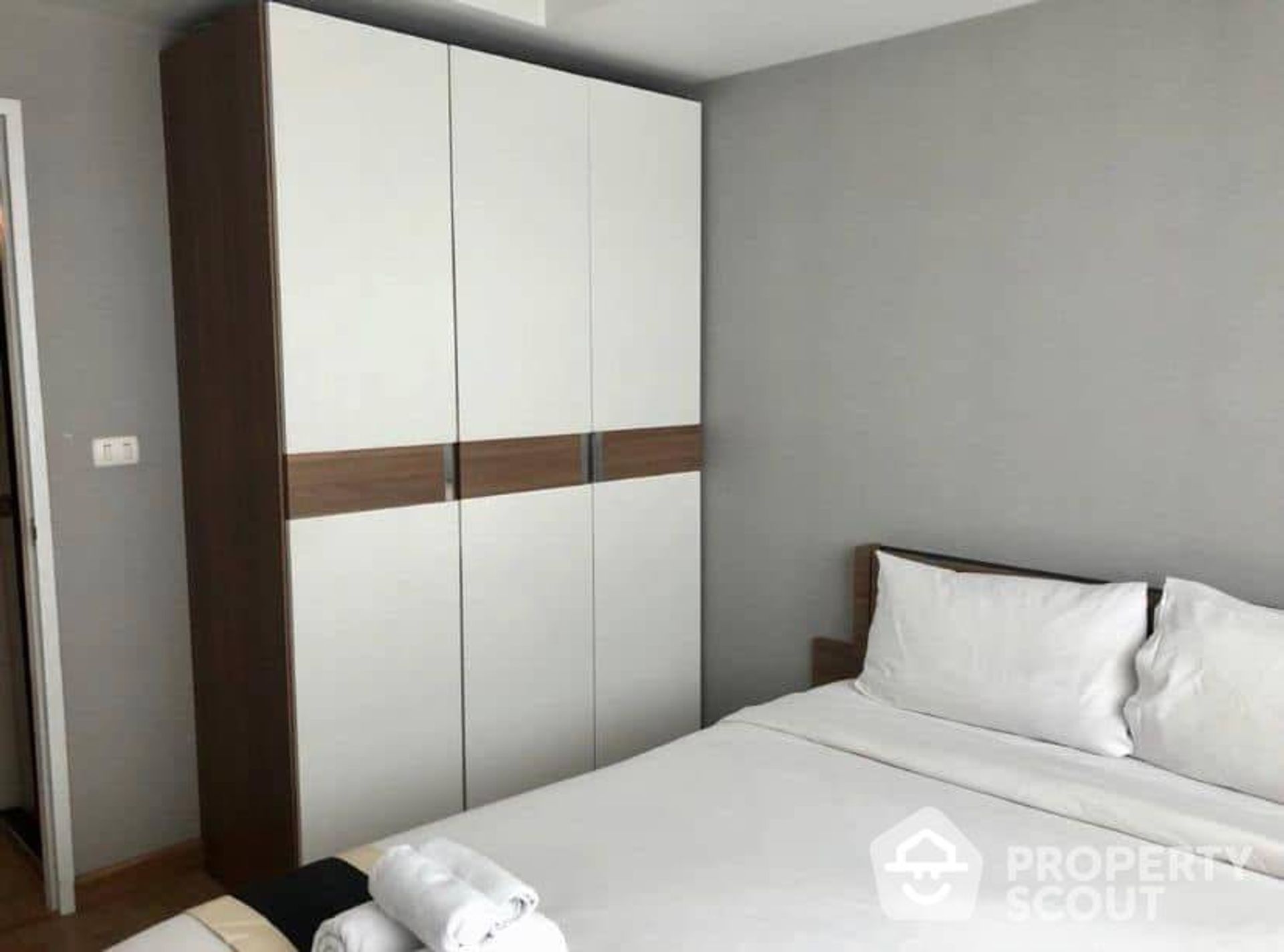 Condominio en Phra Khanong, Krung Thep Maha Nakhon 12794873