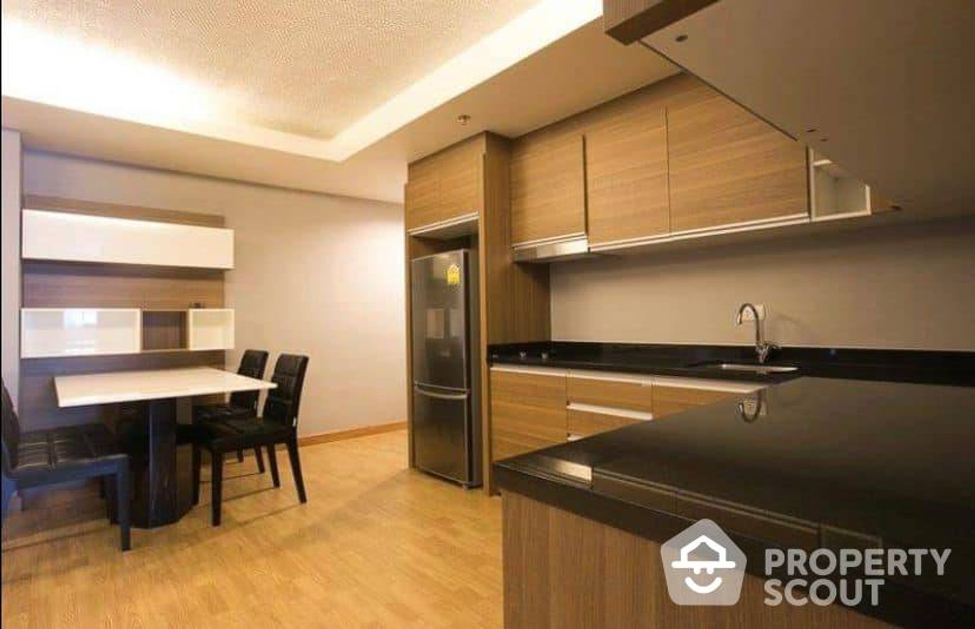 Condominium dans Phra Khanong, Krung Thep Maha Nakhon 12794873