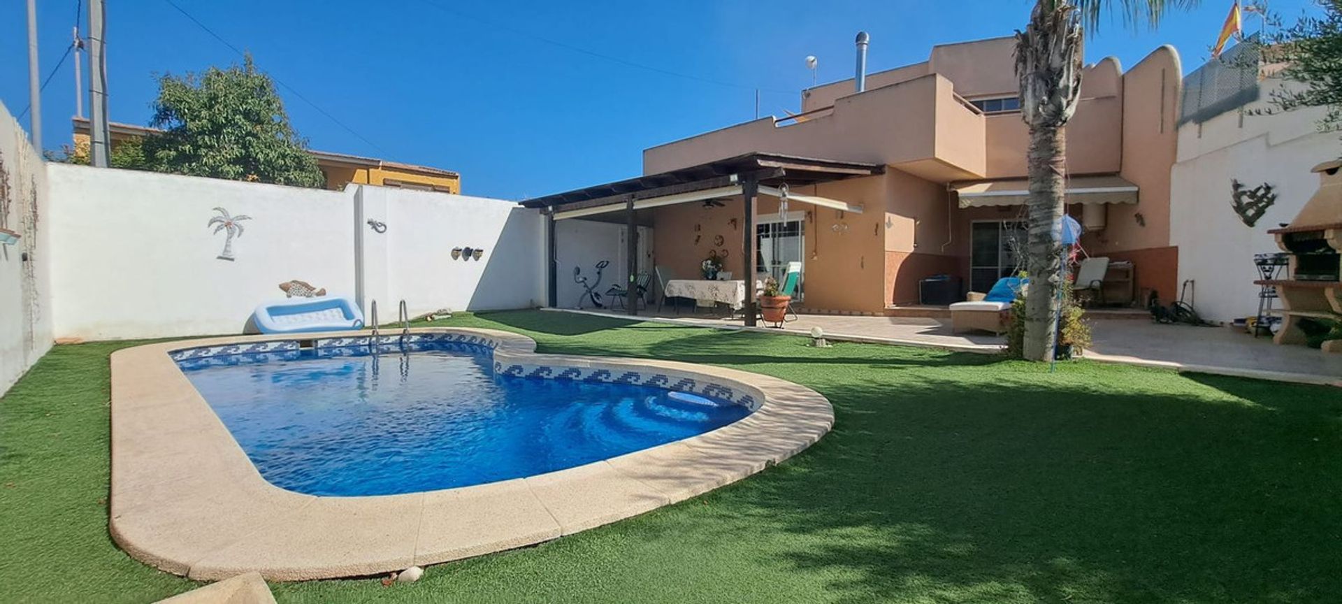 casa en Dolores, Murcia 12795756