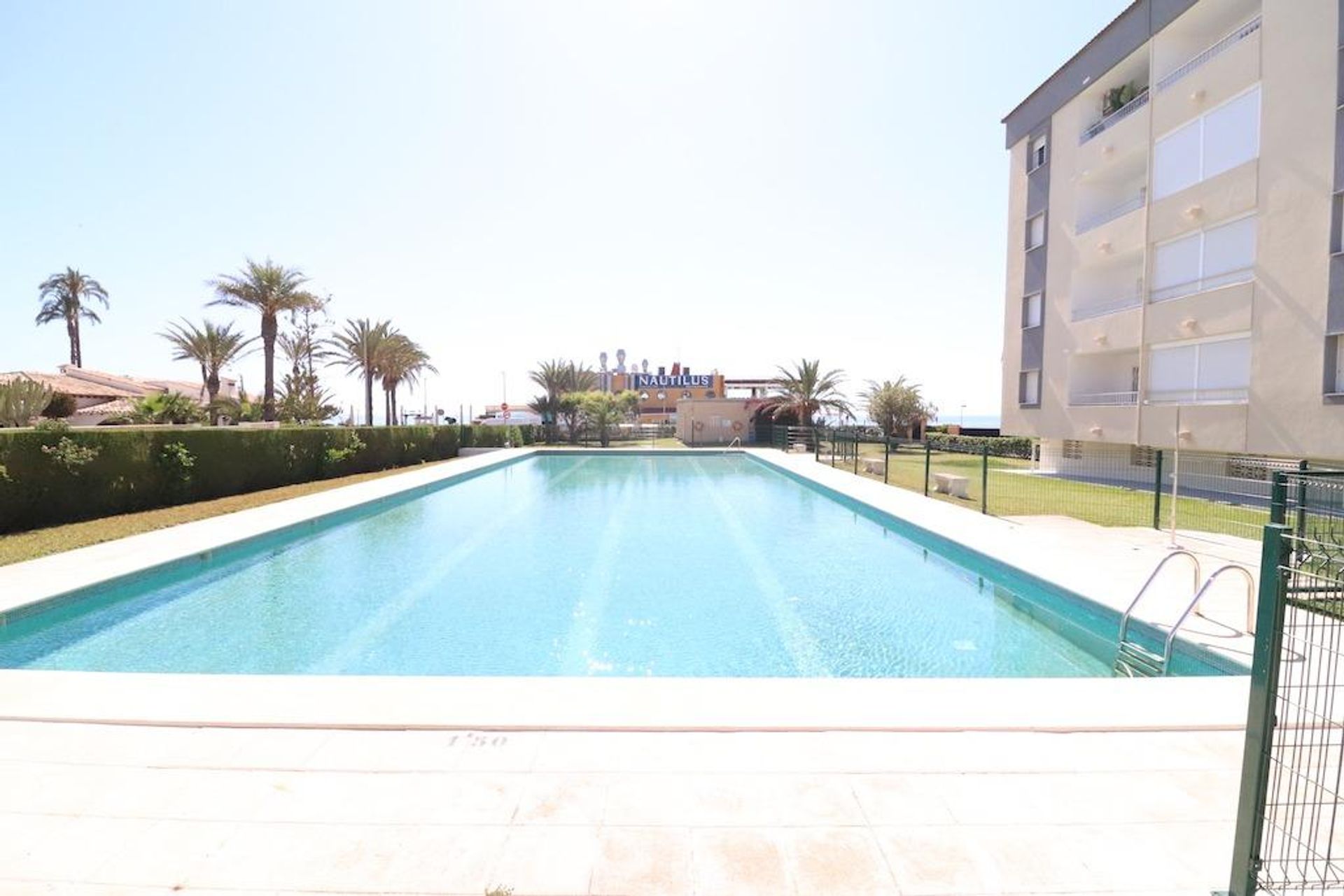 Condominio en Torrevieja, Comunidad Valenciana 12796578