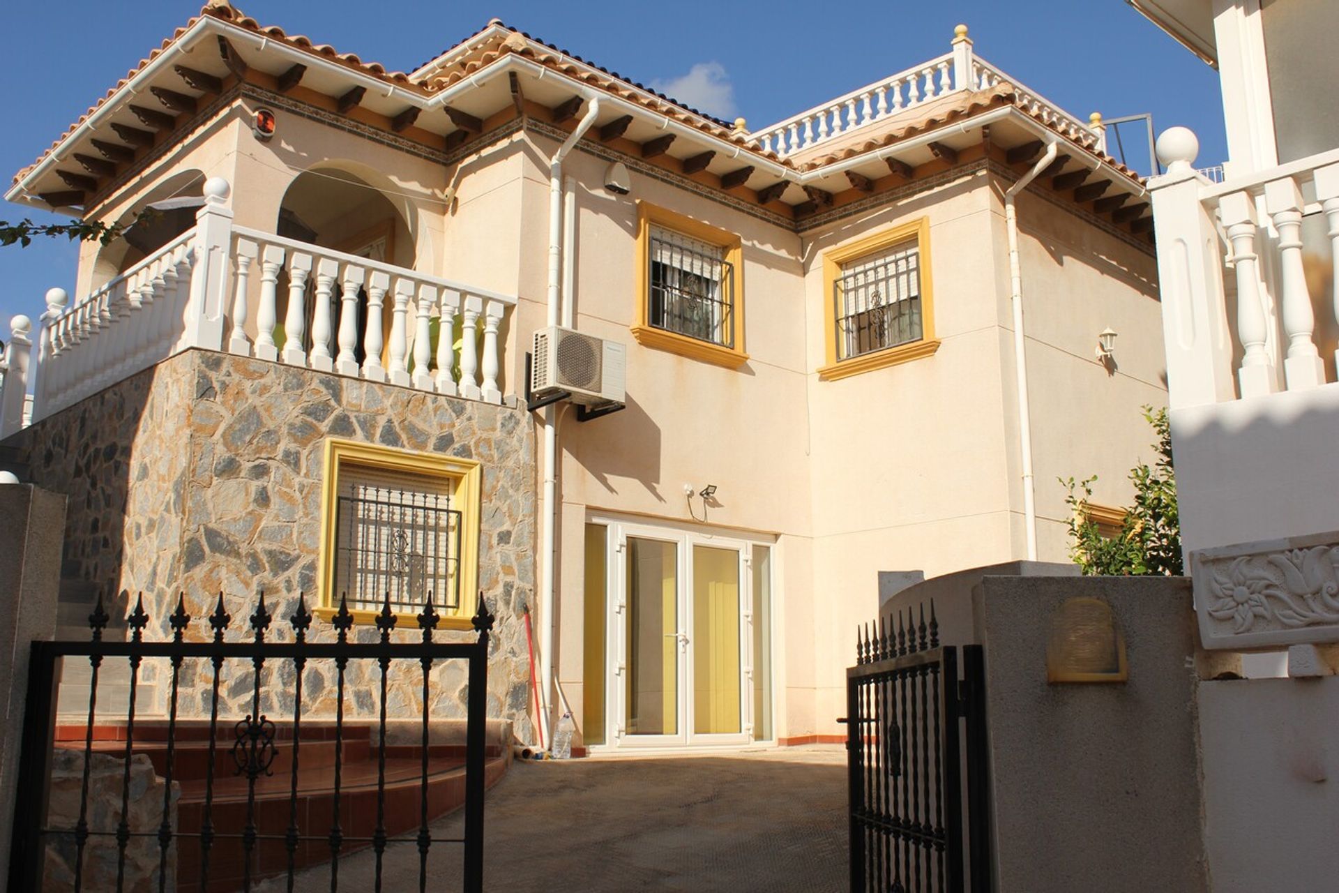 Rumah di Kampoamor, Valencia 12796659