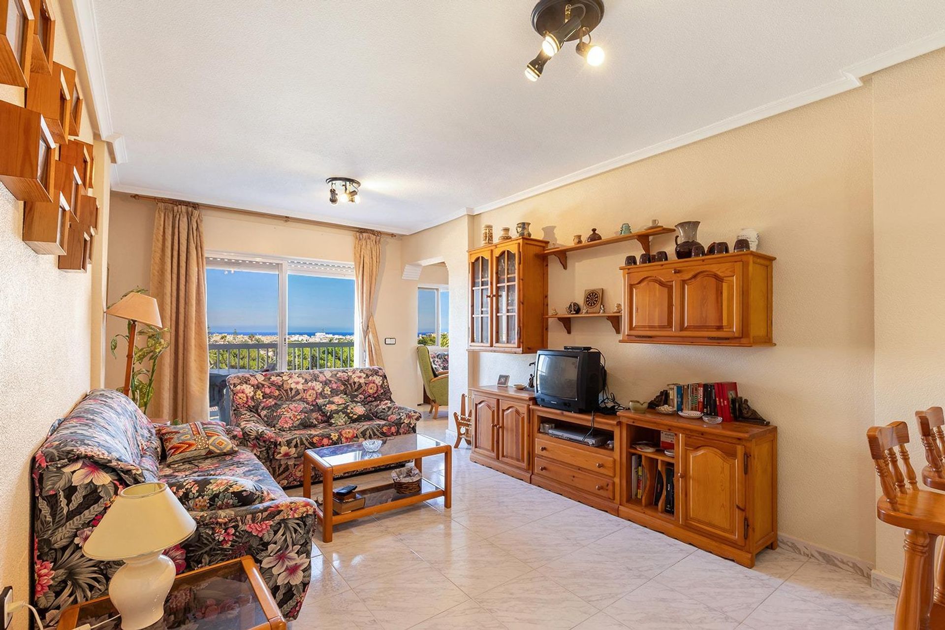 Condominium in Torrevieja, Valencia 12796704