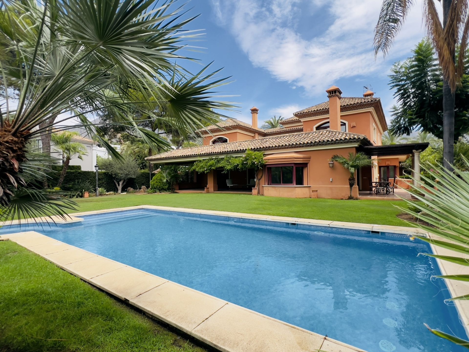 Casa nel Marbella, Andalucía 12797113