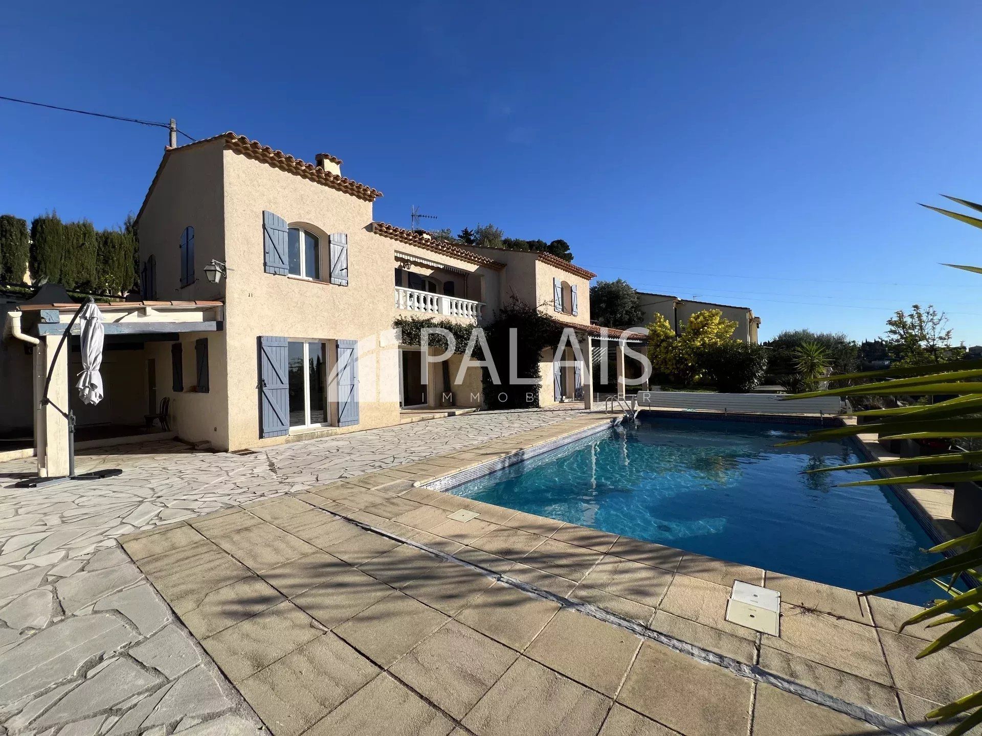 Casa nel Saint-Roman, Provence-Alpes-Cote d'Azur 12797315