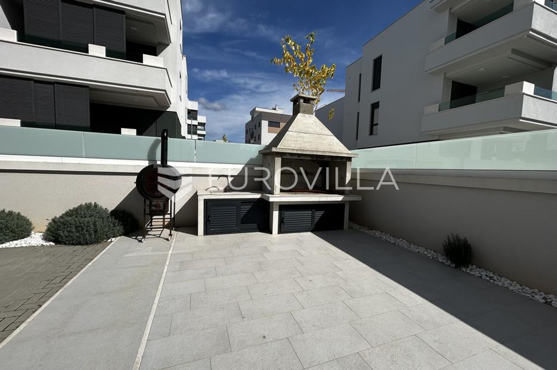 Condominio en Zadar, Zadarska županija 12797605