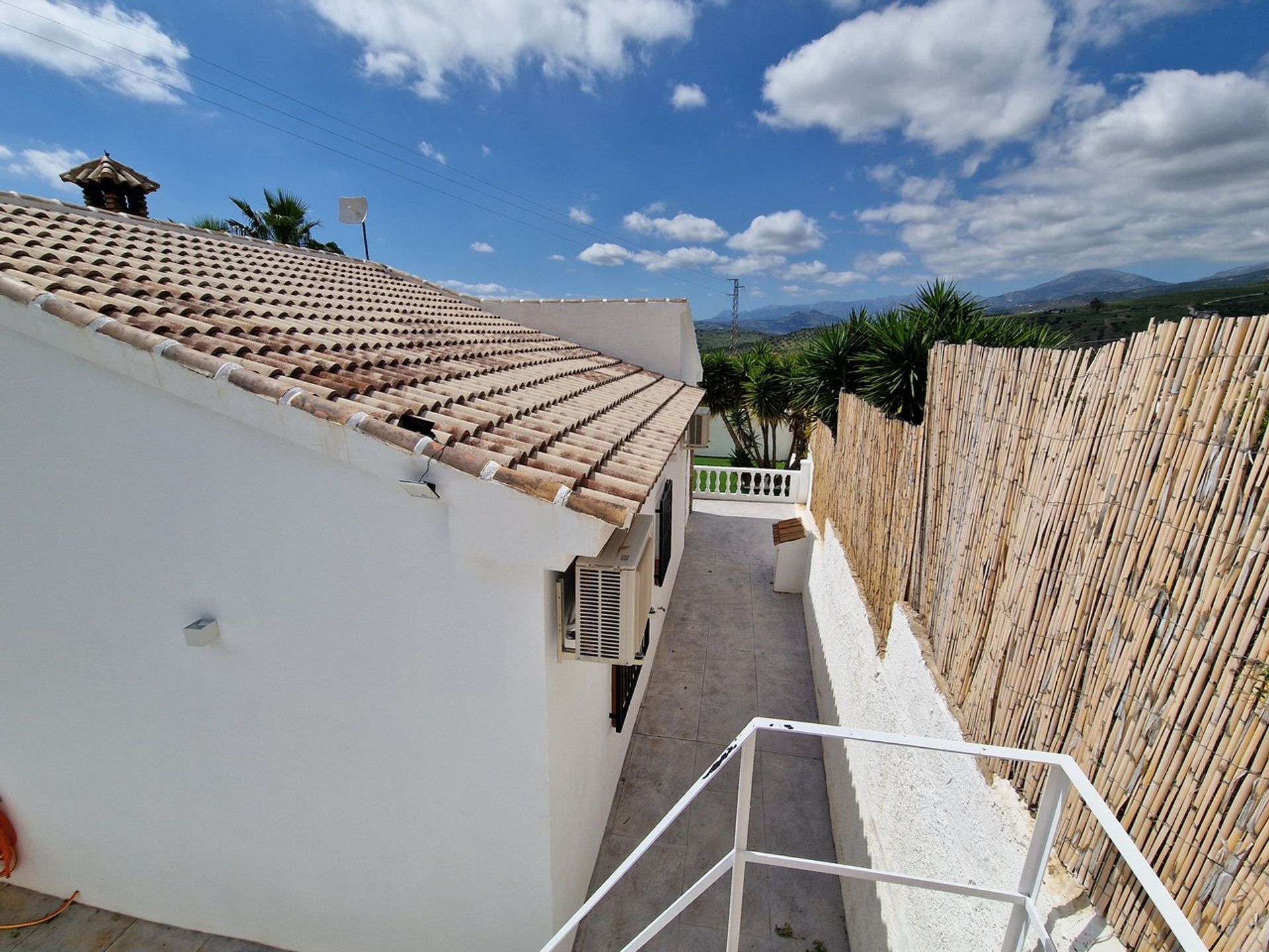 House in Alcaucín, Andalucía 12798801