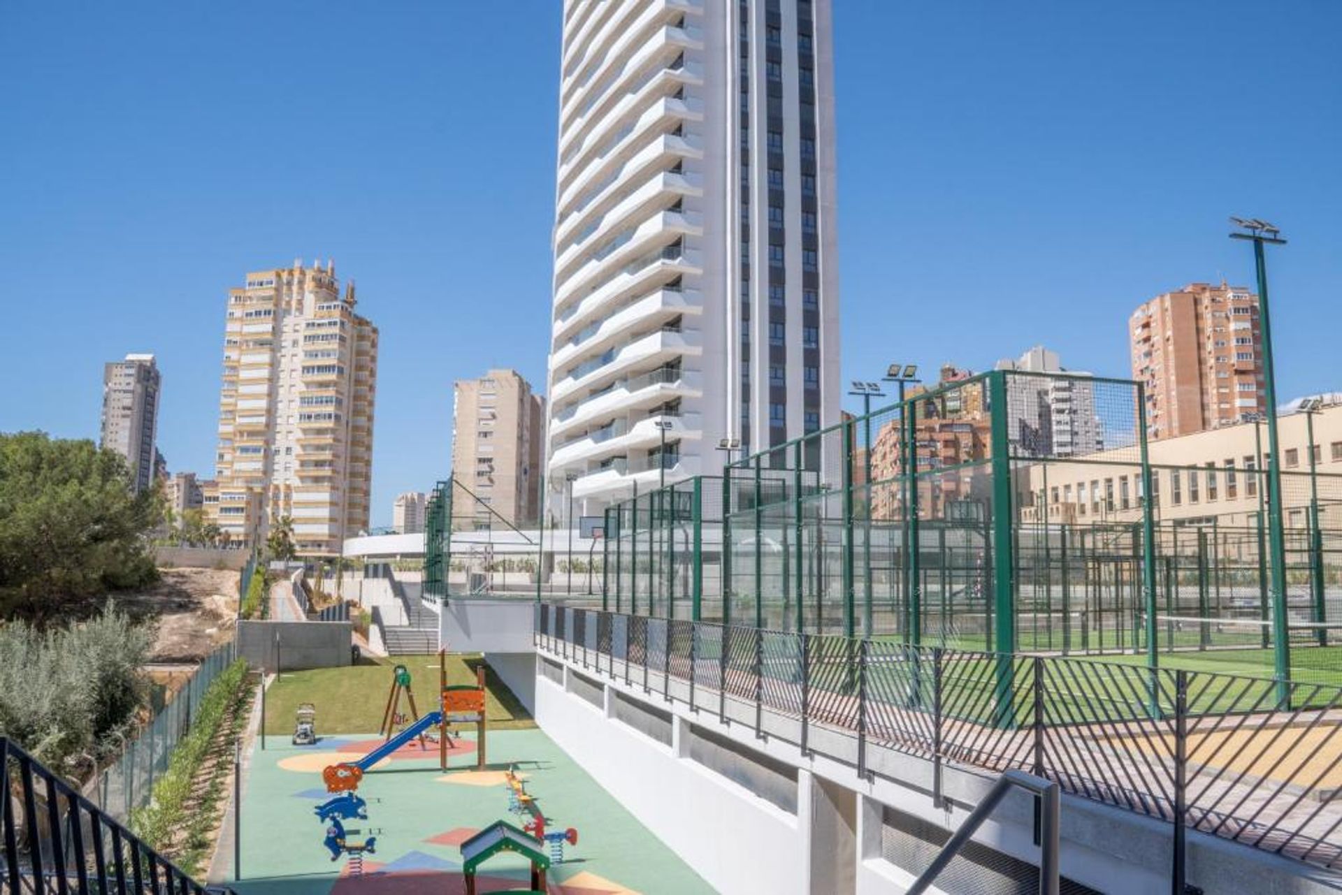 Condominium in Benidorm, Comunidad Valenciana 12798900