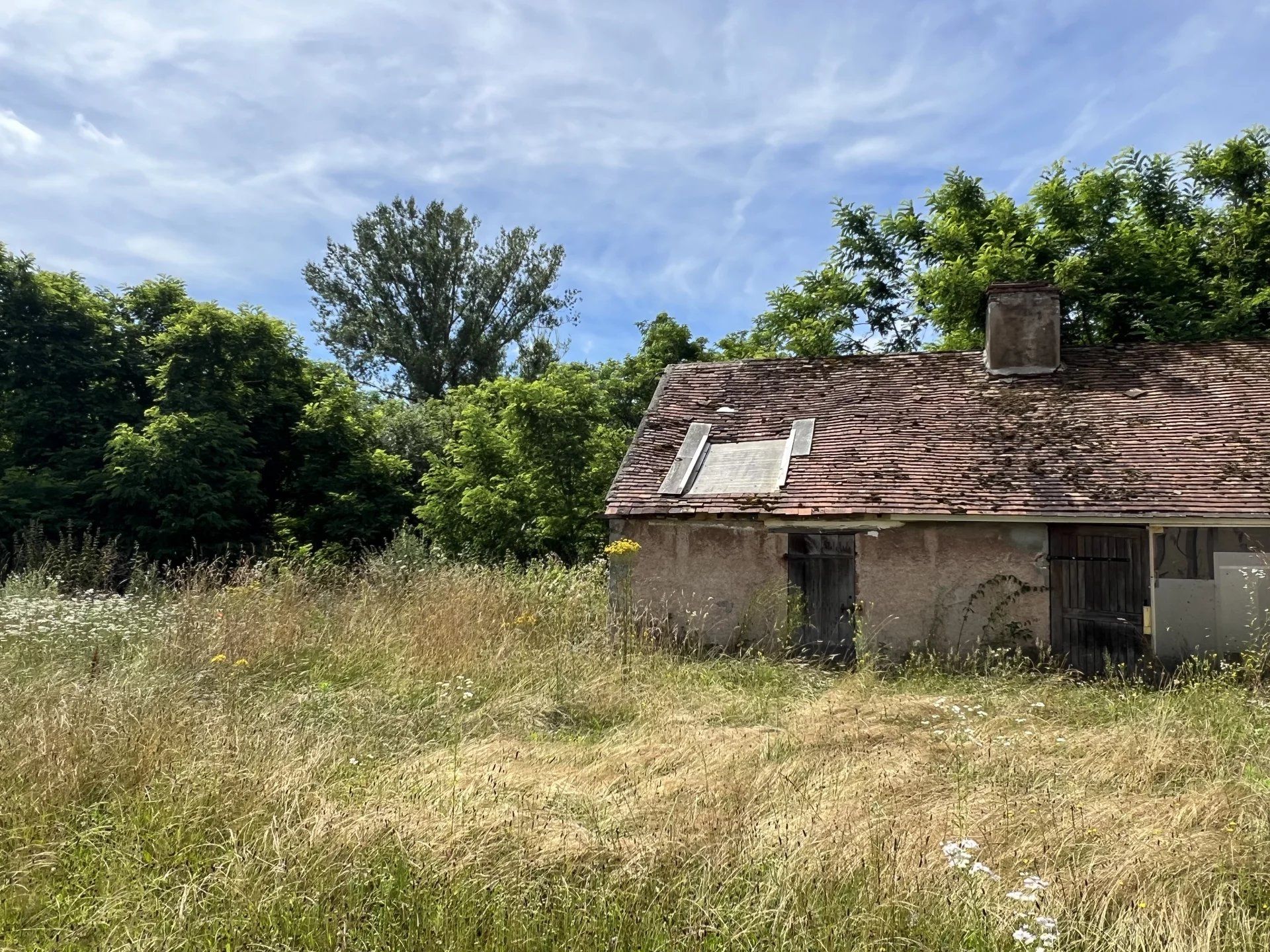 Hus i Dompierre-sur-Besbre, Allier 12799193