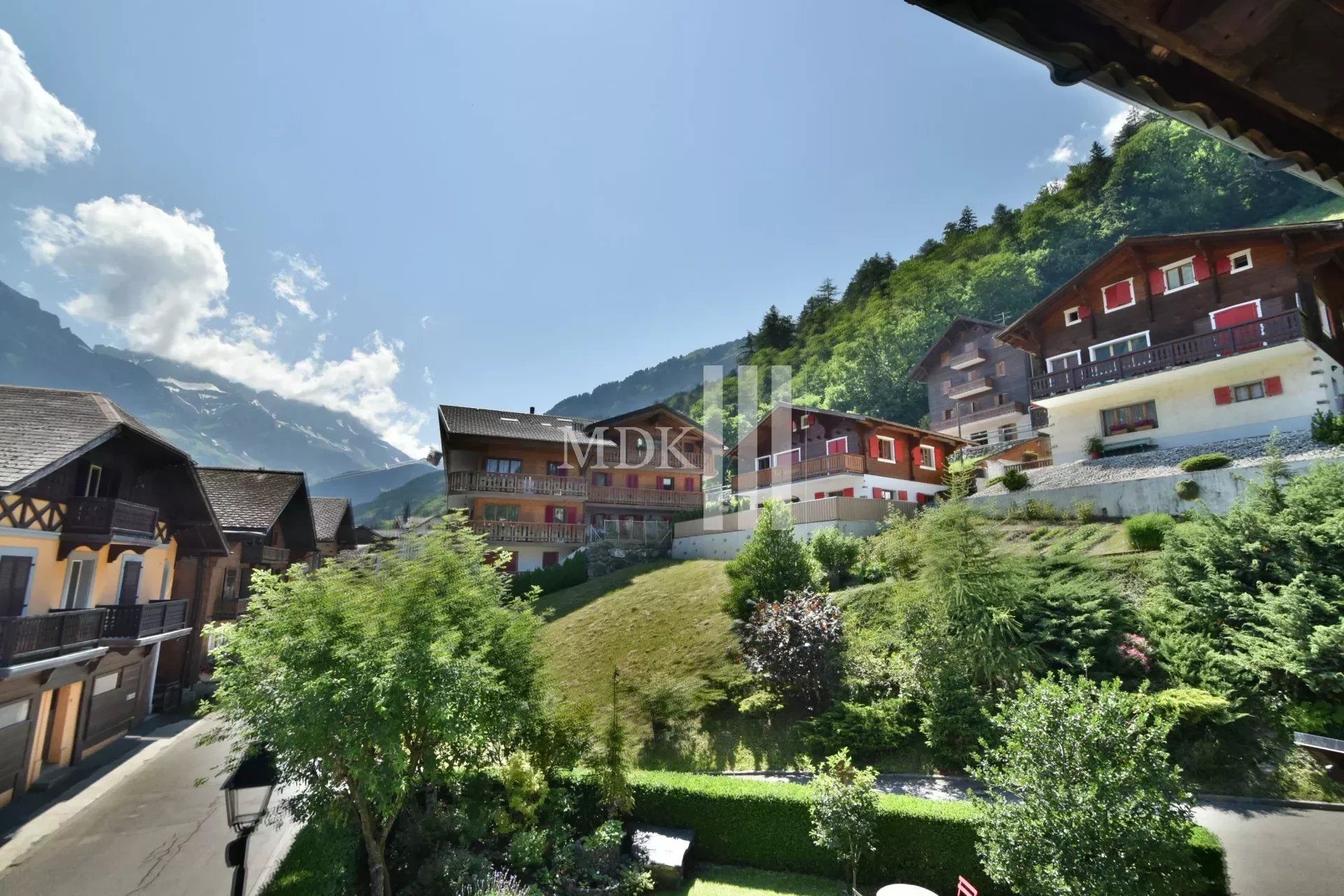 Condominium in Champéry, District de Monthey 12799258