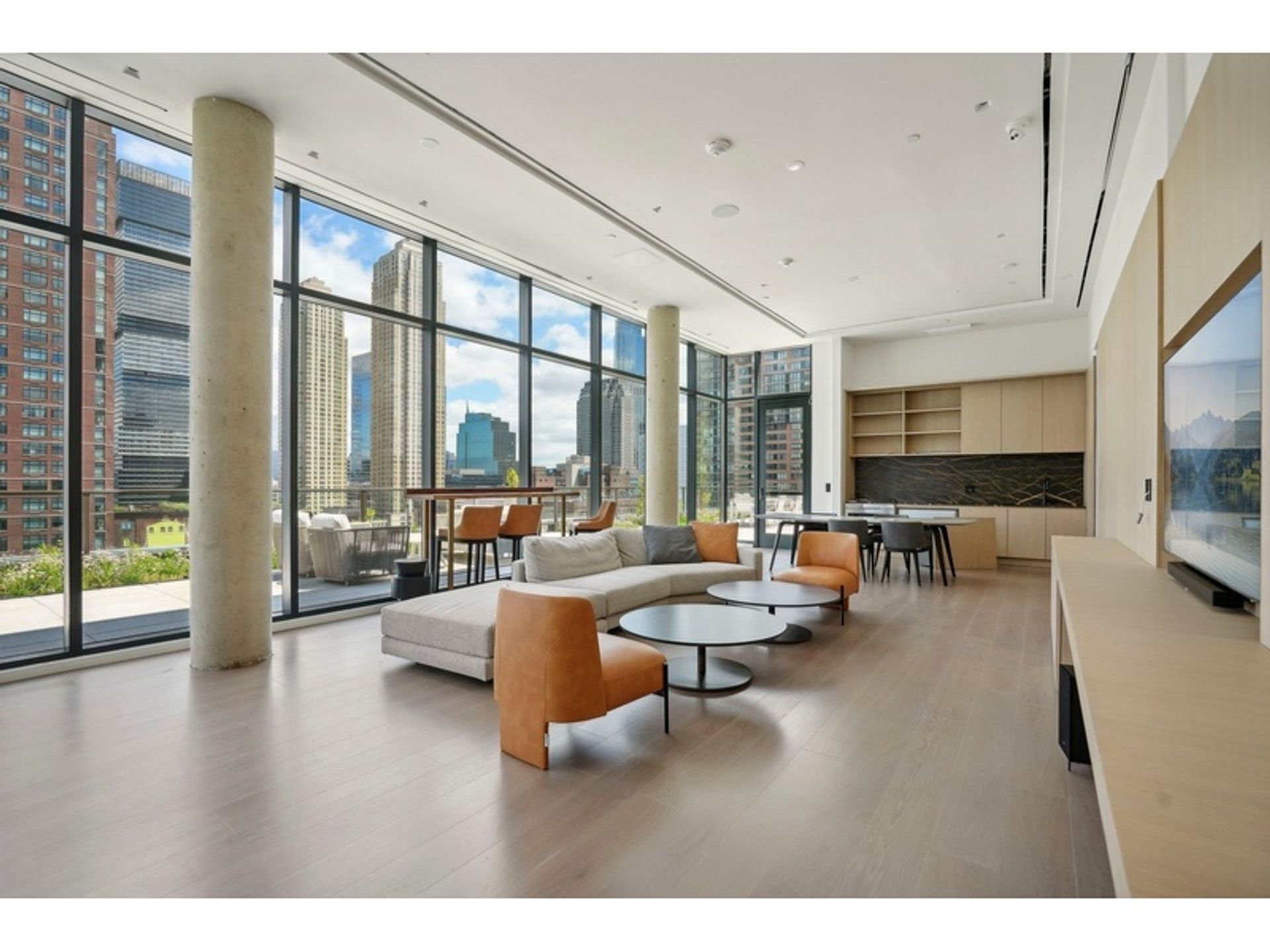 Condominium in Jersey City, New Jersey 12799300