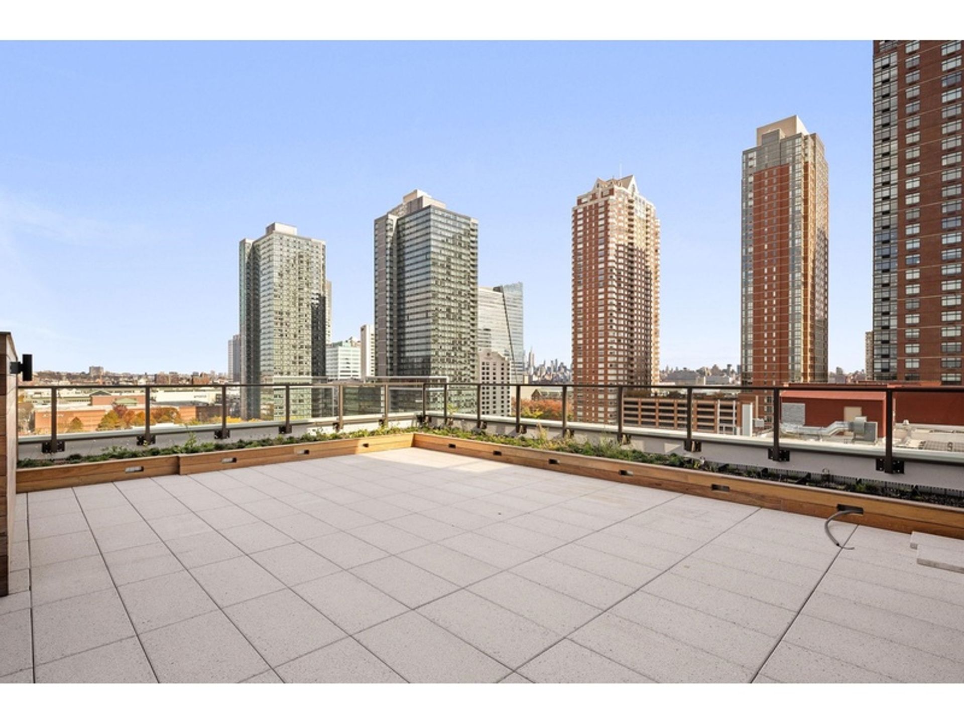 Condominium in Jersey City, New Jersey 12799300