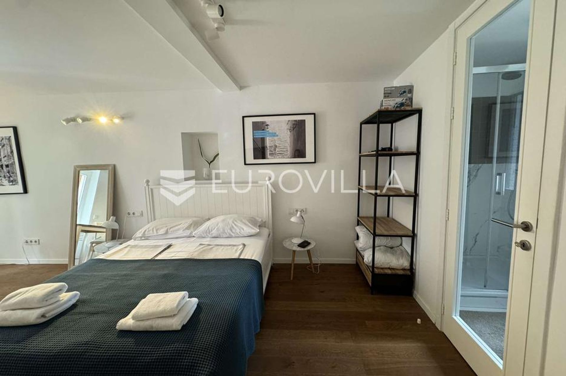 Condominium in Rovinj, Istarska Zupanija 12799306