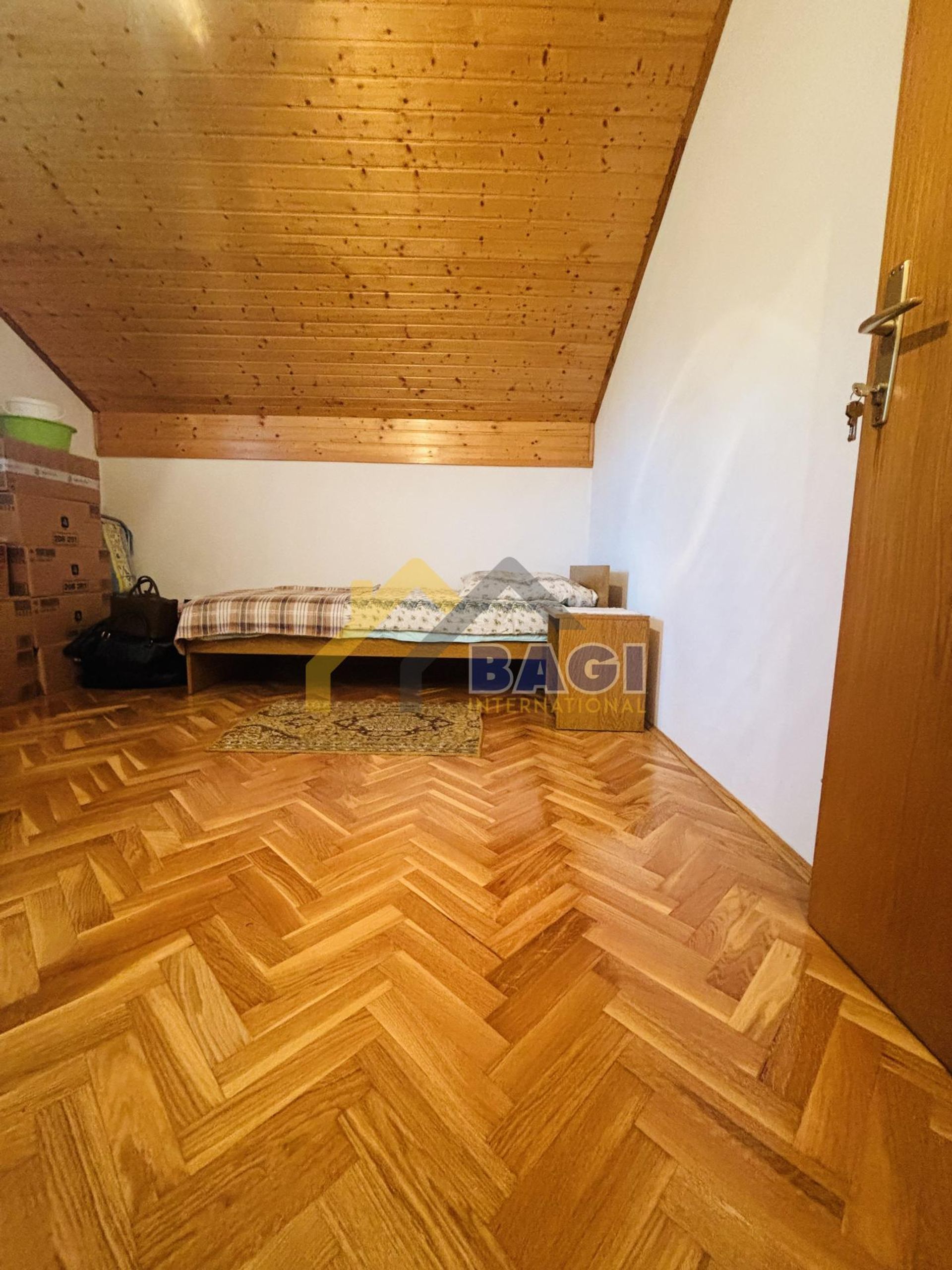 Rumah di Zagreb, Grad Zagreb 12799950