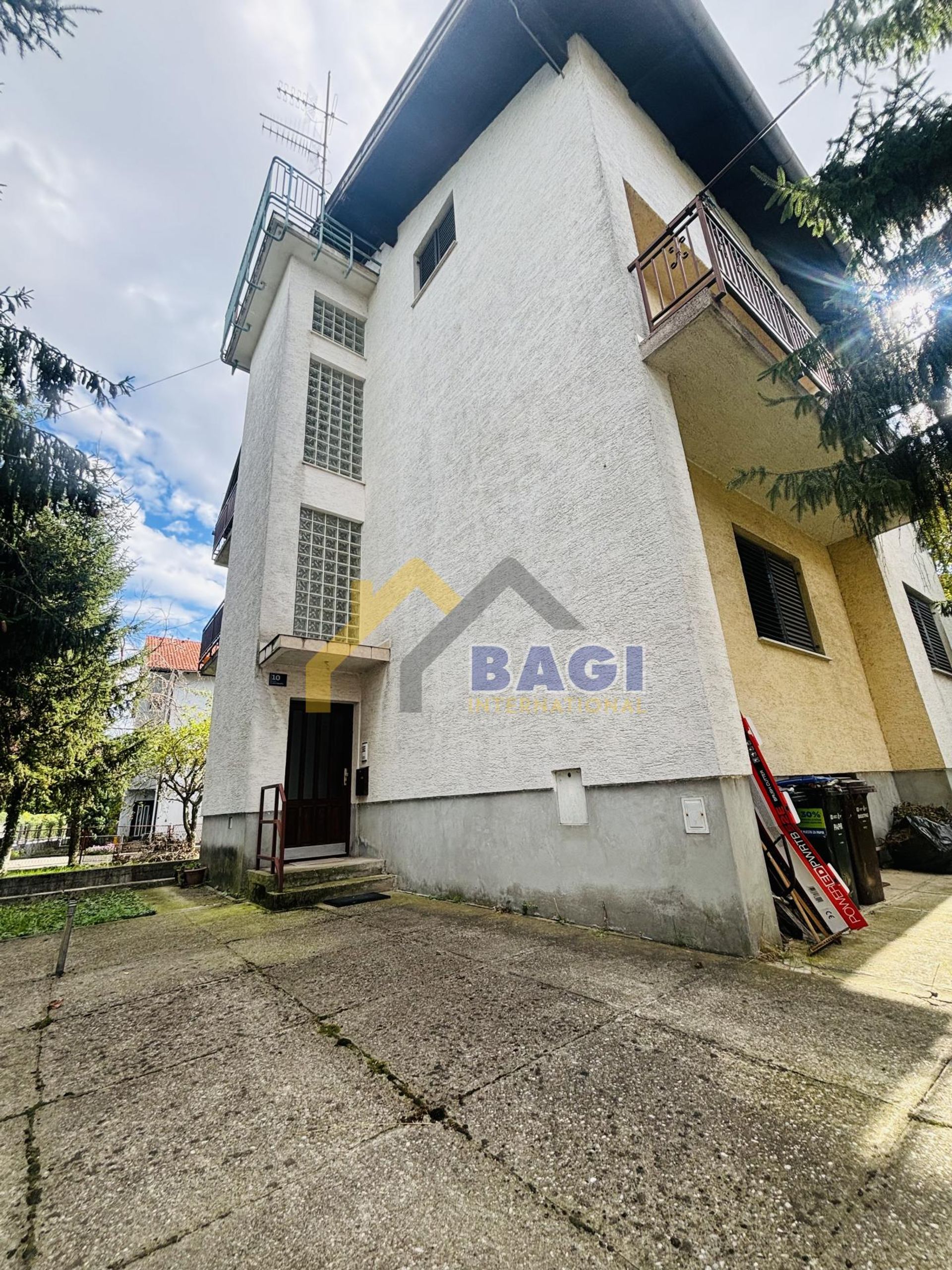 Rumah di Zagreb, Grad Zagreb 12799950