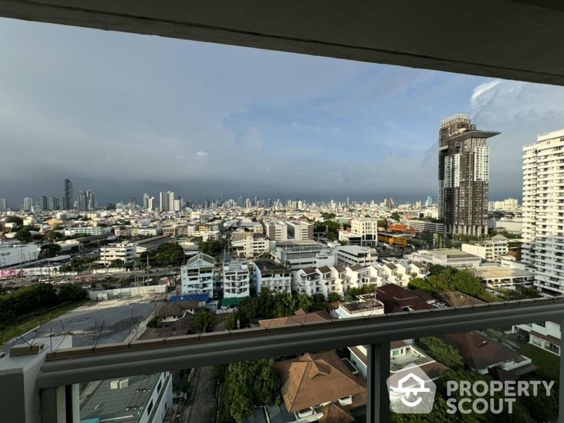 Condominium in Rat Burana, Krung Thep Maha Nakhon 12800022