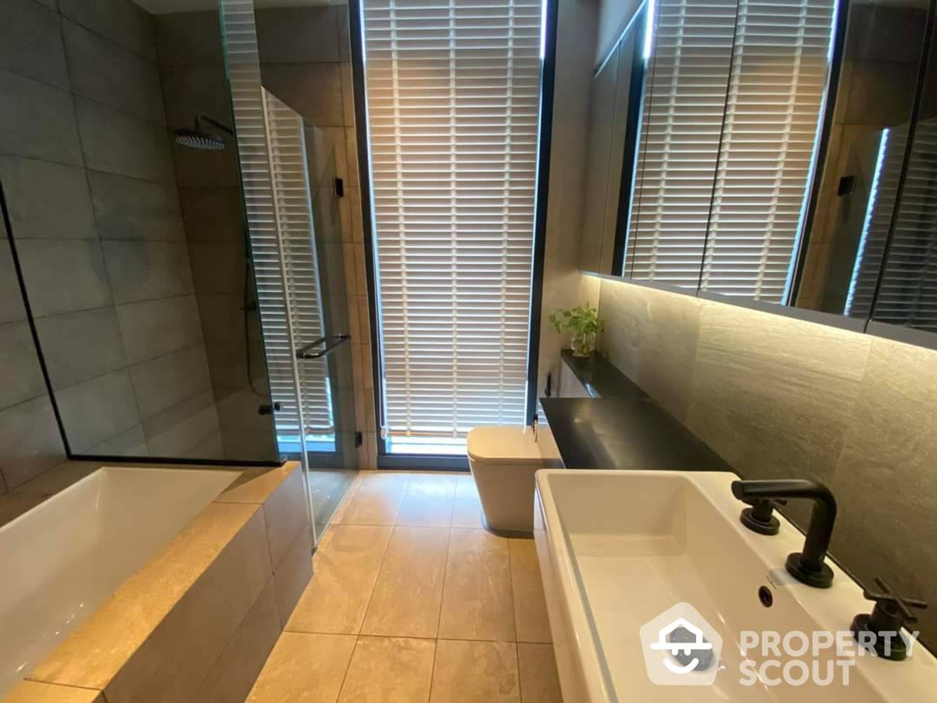 Condominio nel , Krung Thep Maha Nakhon 12800044