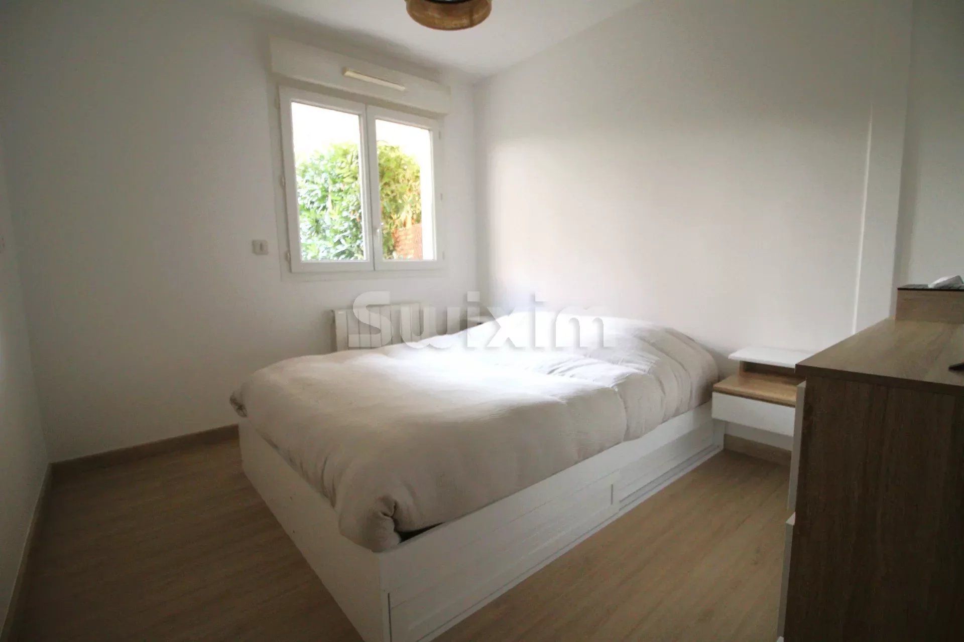 Квартира в Thonon-les-Bains, Haute-Savoie 12800302