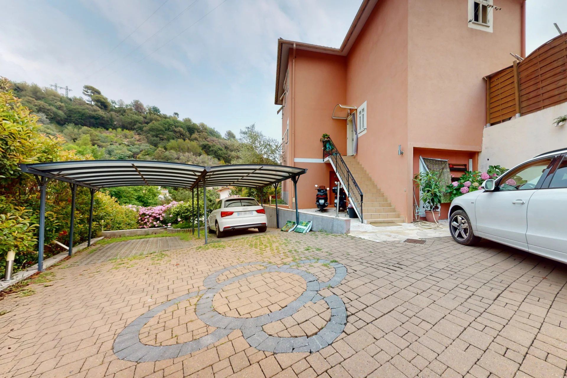 Rumah di Menton, Alpes-Maritimes 12800321