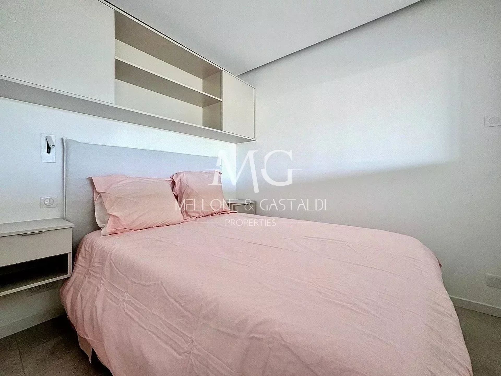 Condominio en Cannes, Alpes-Maritimes 12800465