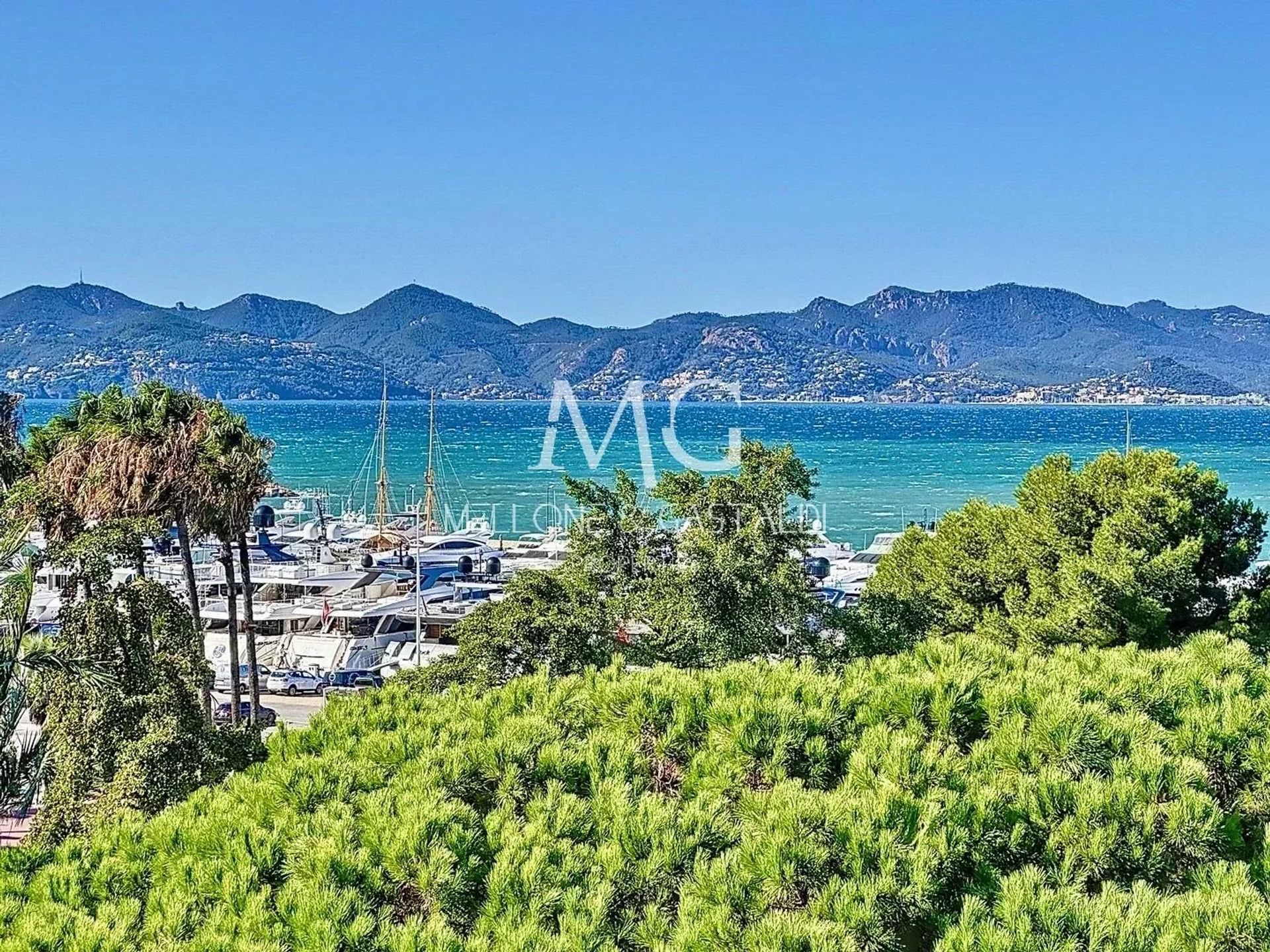 Condominio en Cannes, Alpes-Maritimes 12800465