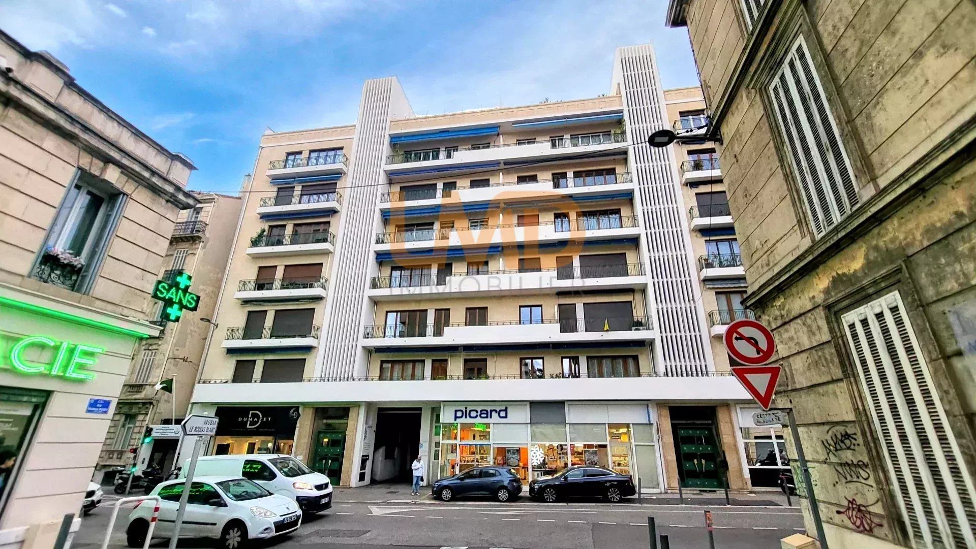 عمارات في Marseille 8ème, Bouches-du-Rhône 12800571