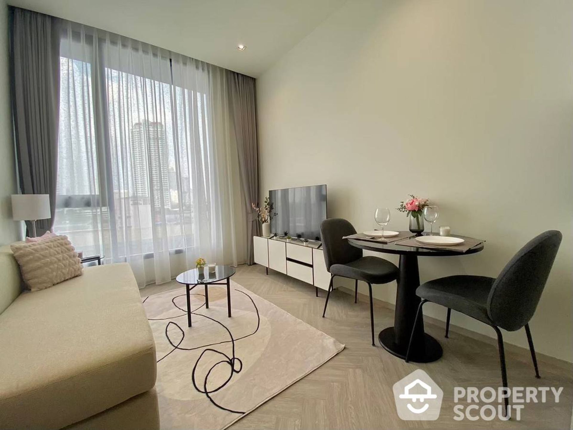 Condominium in Godown, Krung Thep Maha Nakhon 12801102