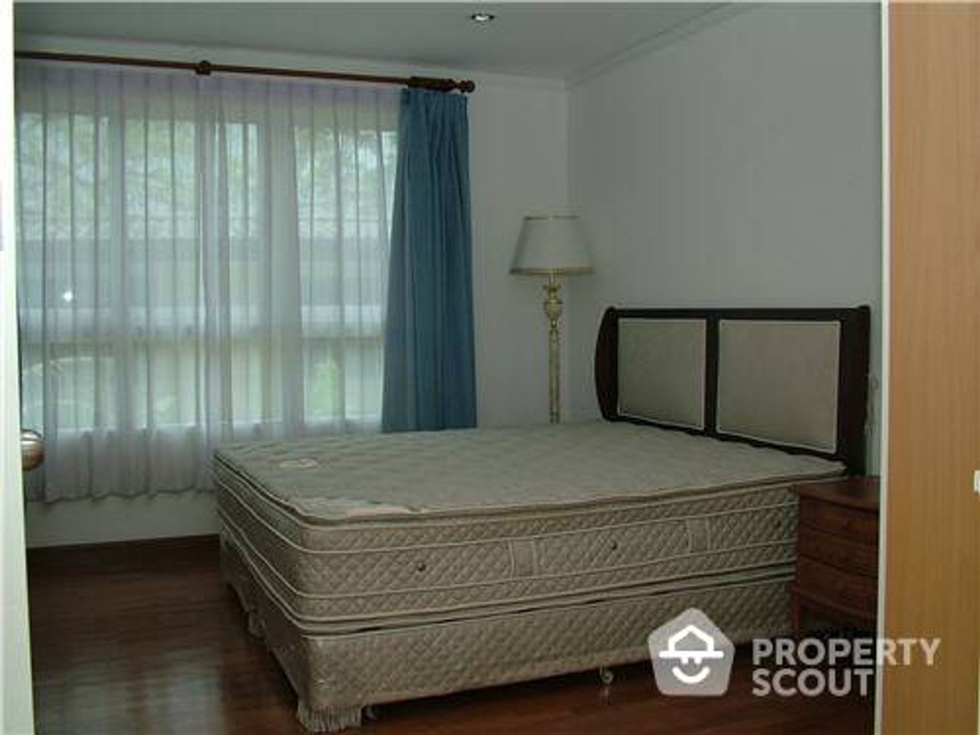 Condominium in Ban Na Song, Krung Thep Maha Nakhon 12801122