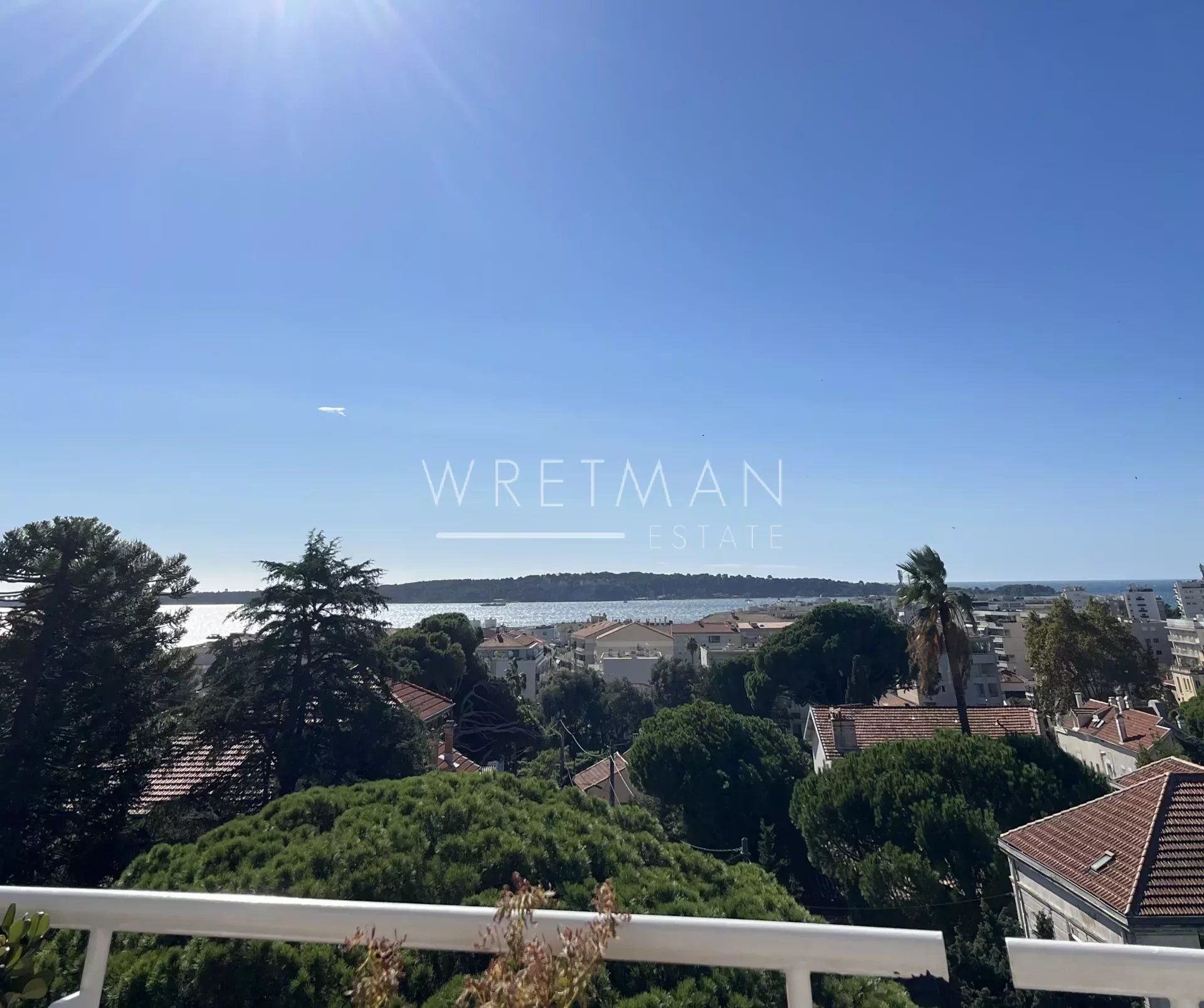 Condominium dans Cannes, Alpes-Maritimes 12801253