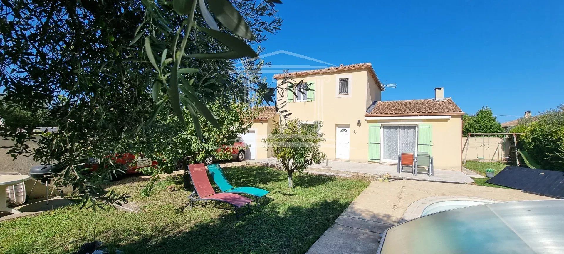 Huis in Sorgues, Provence-Alpes-Côte d'Azur 12801270