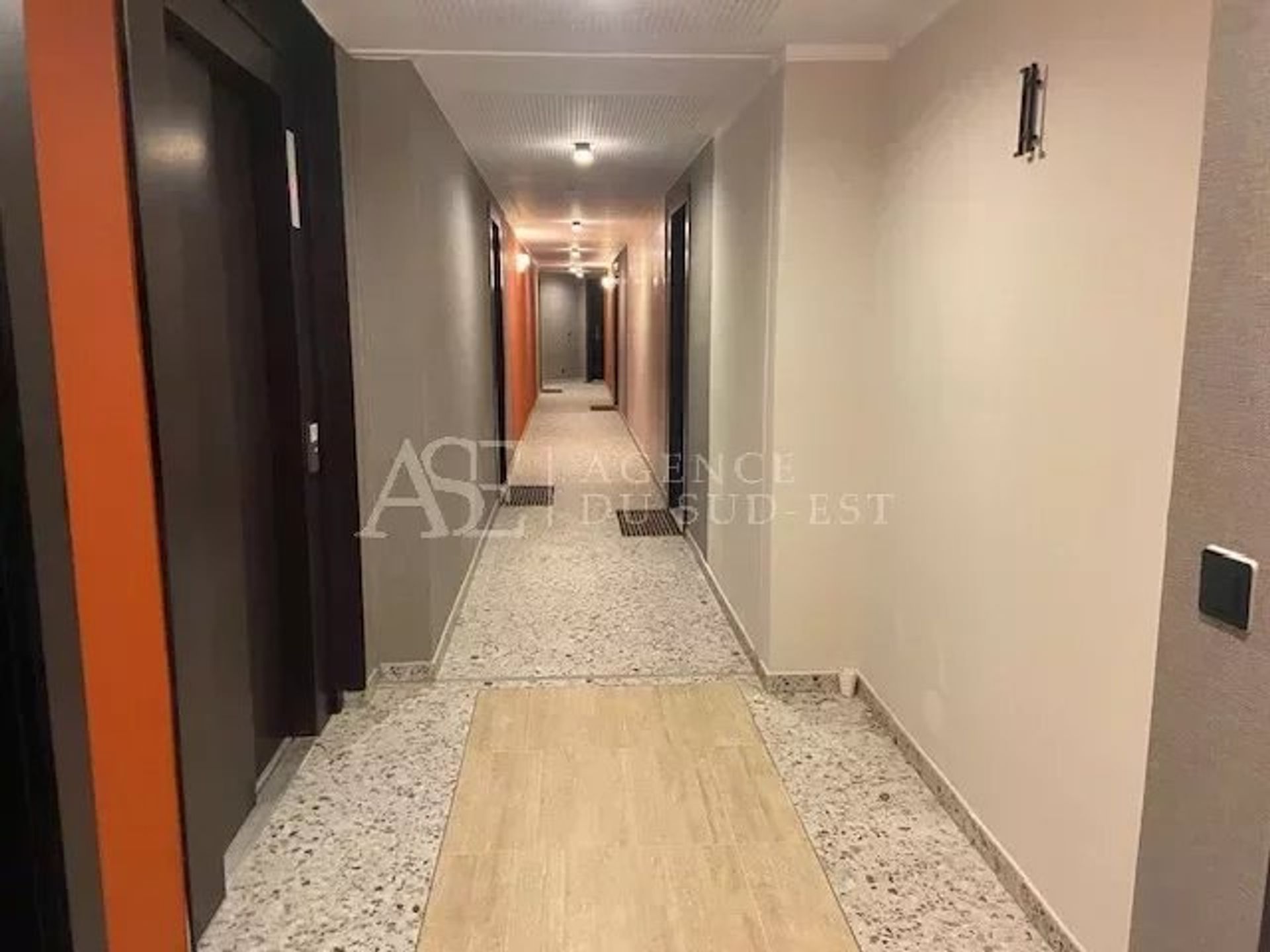 Condominium dans Aix en Provence, Provence-Alpes-Côte d'Azur 12801327