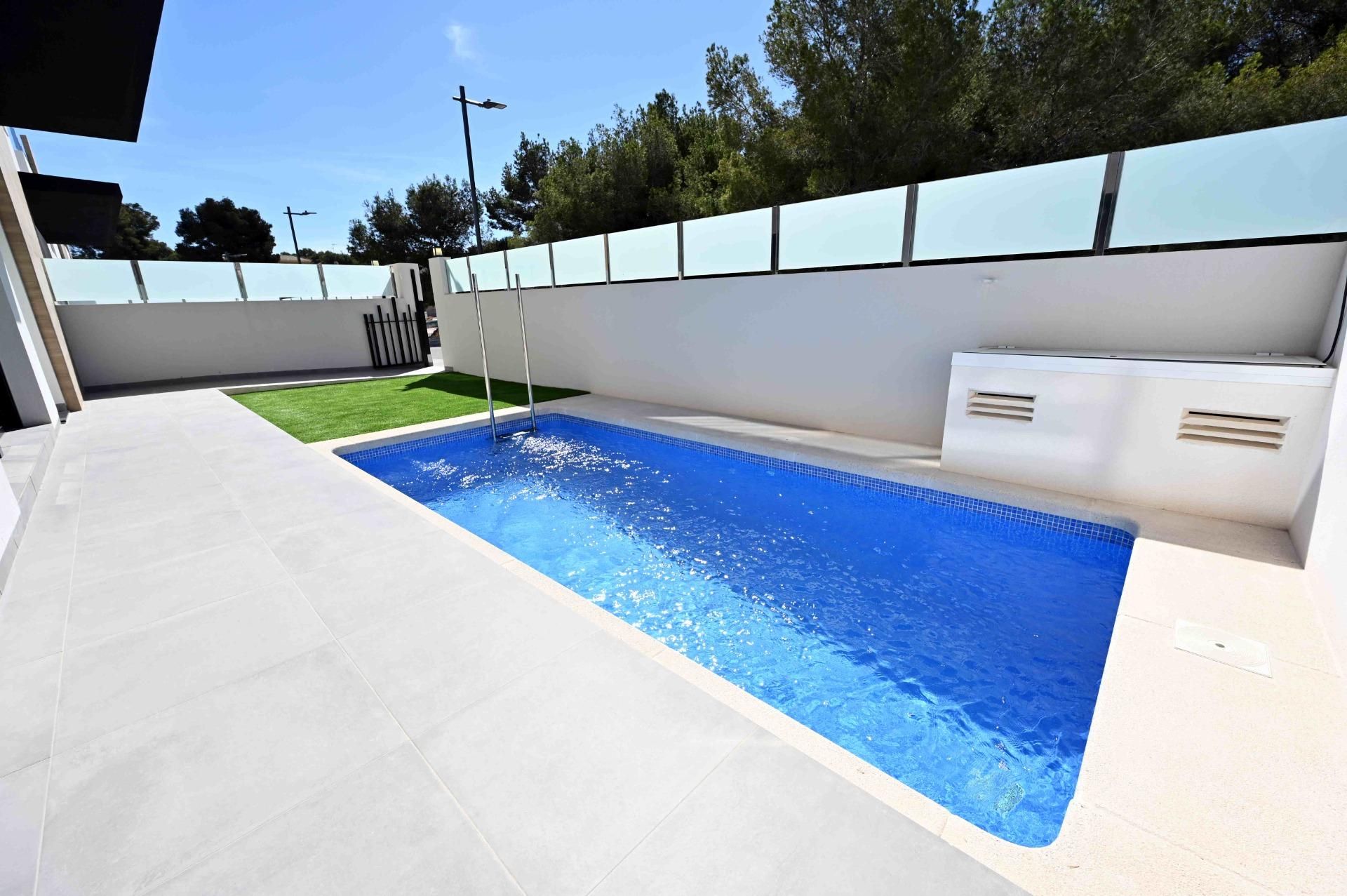 House in Campoamor, Valencia 12801896