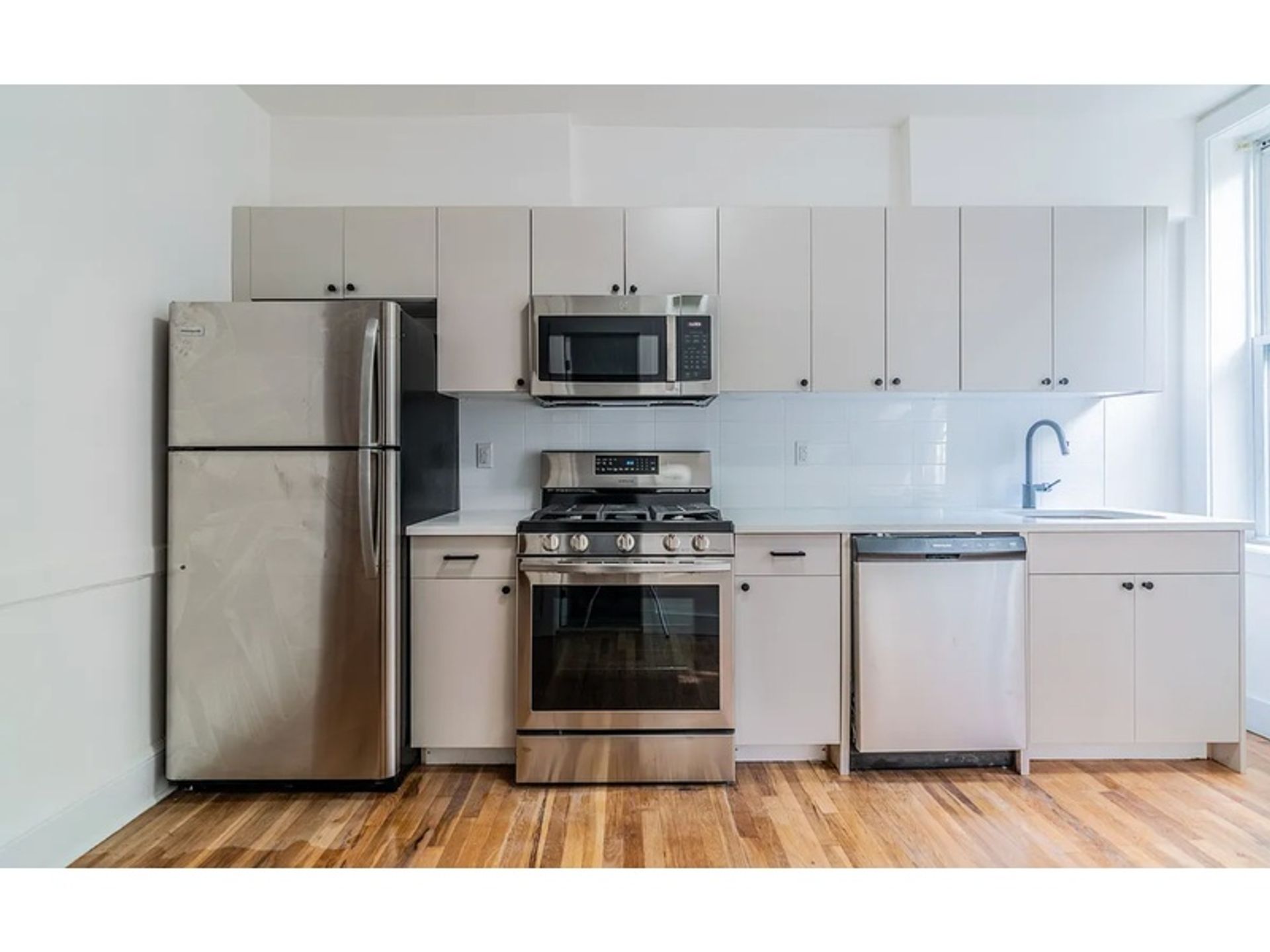 Condominium in Hoboken, New Jersey 12801916