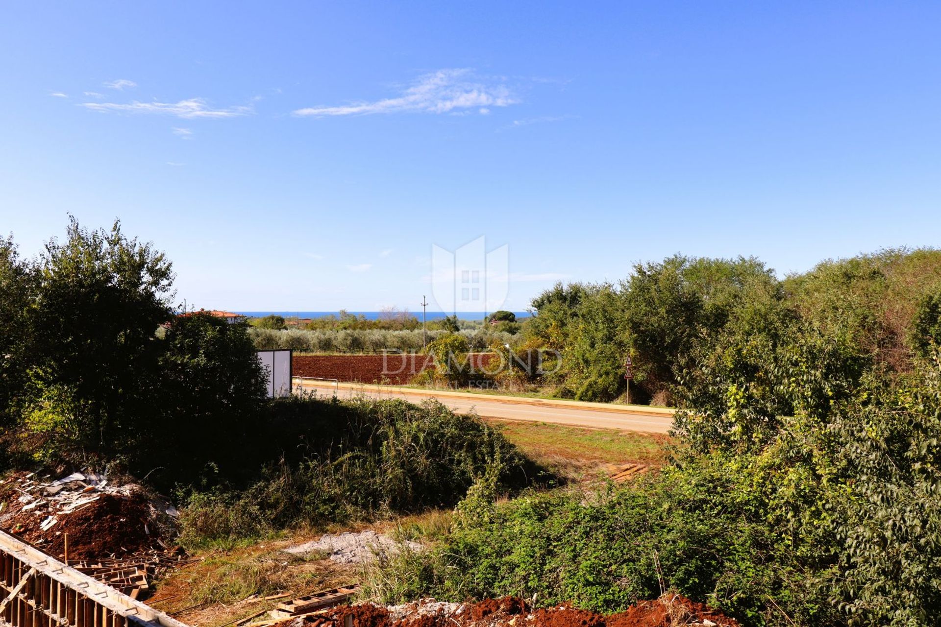 Condominium in Porec, Istarska Zupanija 12801994