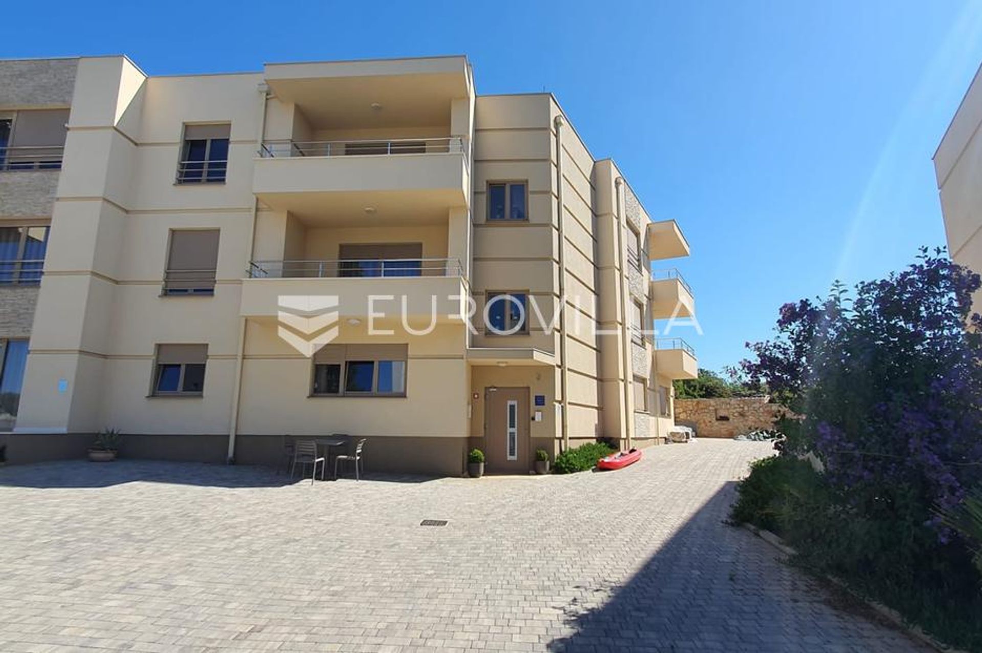 Condominio en Pula, Istarska županija 12802350