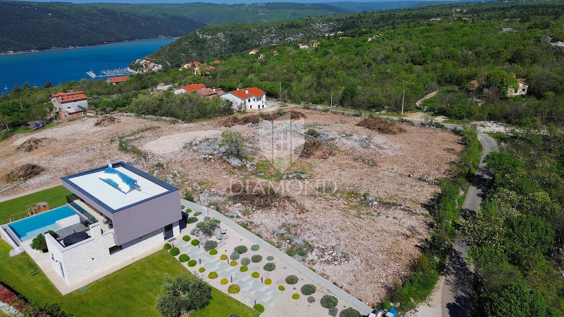 Land in Labin, Istria County 12802735