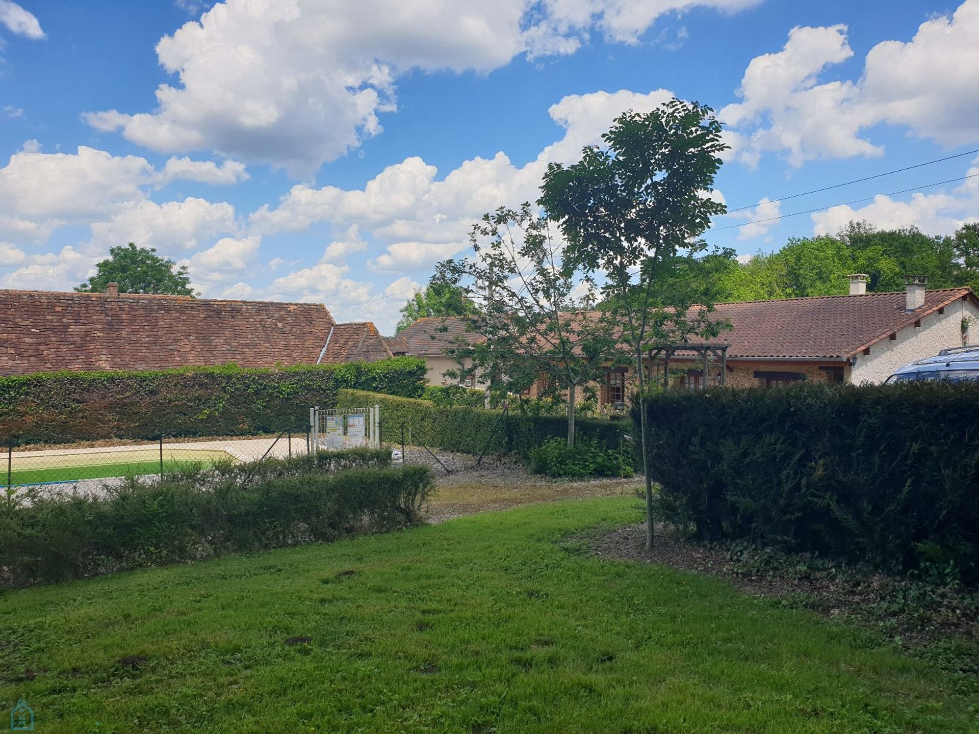 Otro en Rouffignac-Saint-Cernin-de-Reilhac, Nouvelle-Aquitaine 12802870