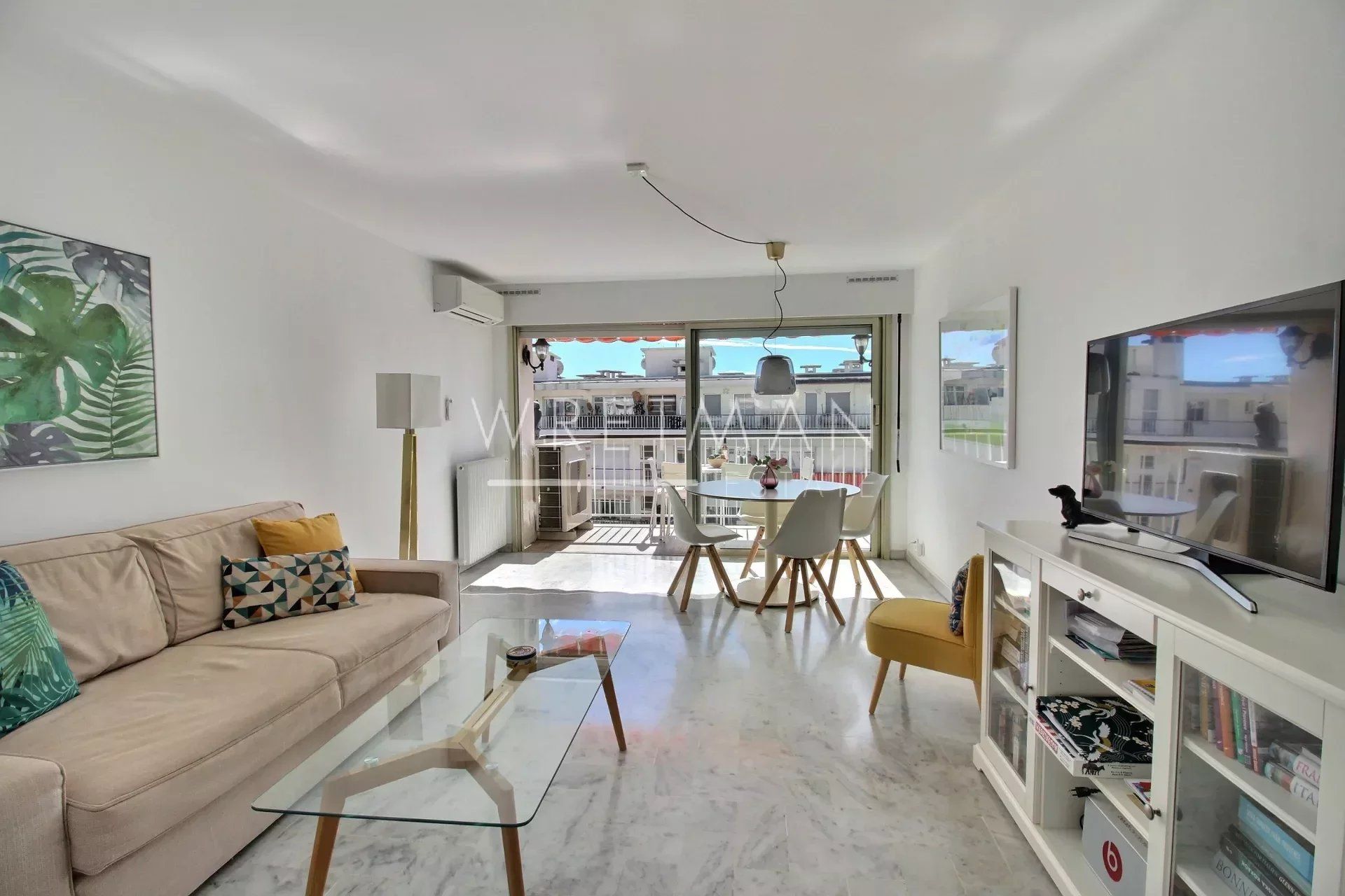 Residential in Cagnes-sur-Mer, Alpes-Maritimes 12803046