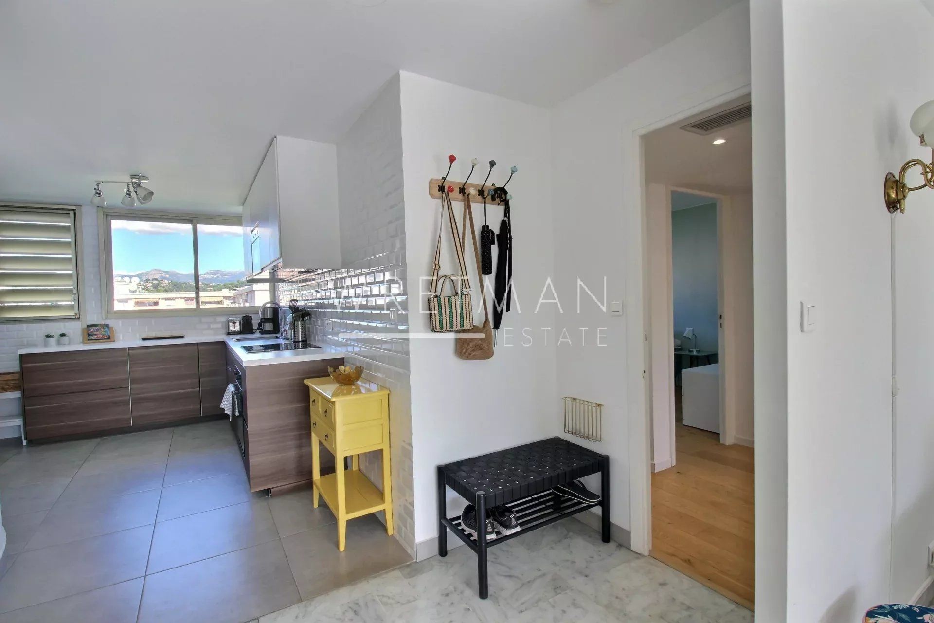 Condominium in Cagnes-sur-Mer, Alpes-Maritimes 12803046