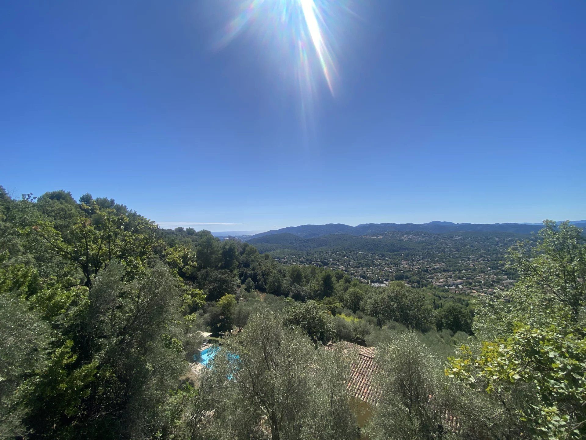 σπίτι σε Cabris, Προβηγκία-Άλπεις-Κυανή Ακτή 12803087