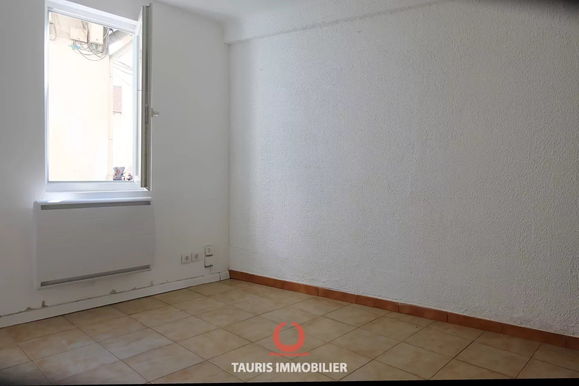 Condominium dans Marseille 3ème, Bouches-du-Rhône 12803101