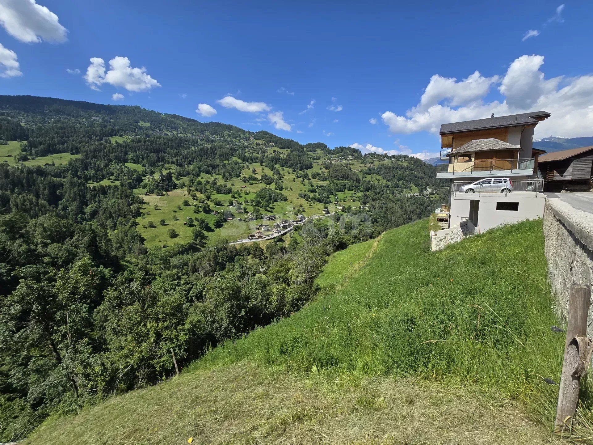 Tanah di Iserables, Valais 12803119