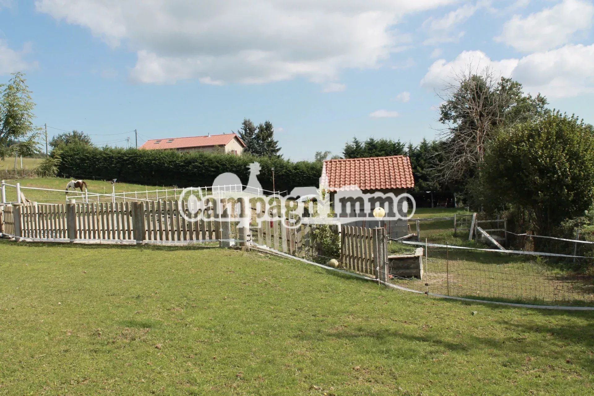 Casa nel Bussières, Loire 12803141