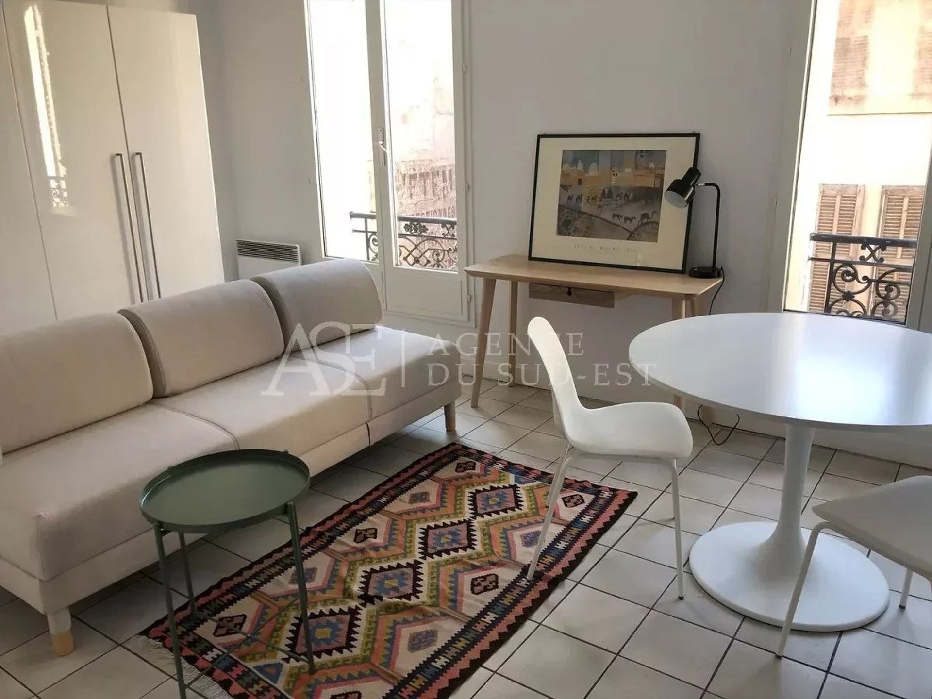 Condominium in Aix-en-Provence, Provence-Alpes-Cote d'Azur 12803148