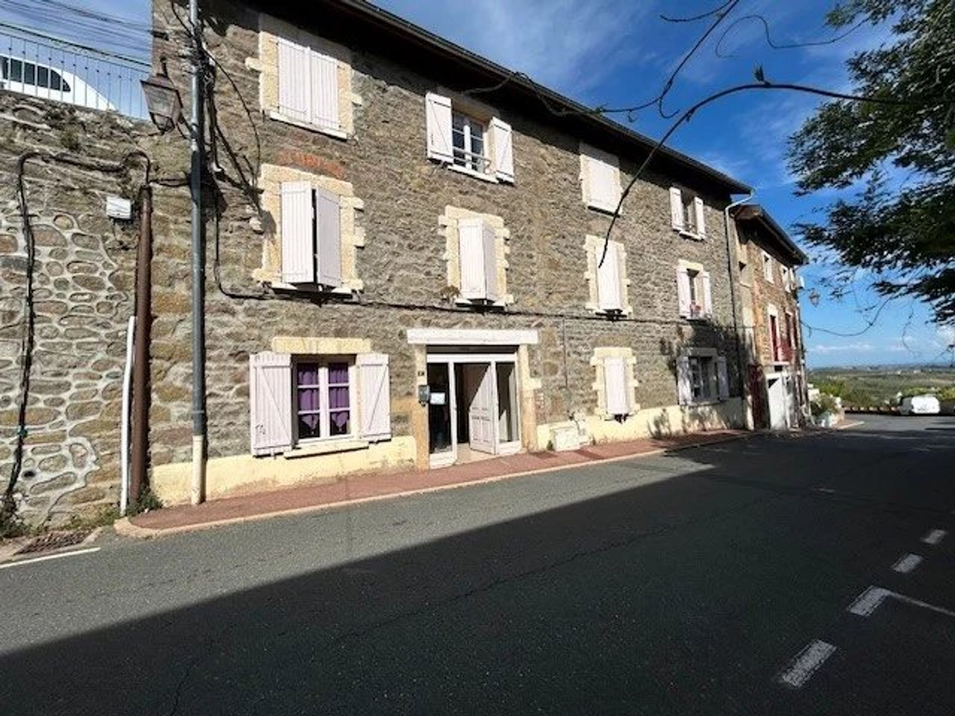 Residenziale nel Vaux-en-Beaujolais, Rhône 12803161