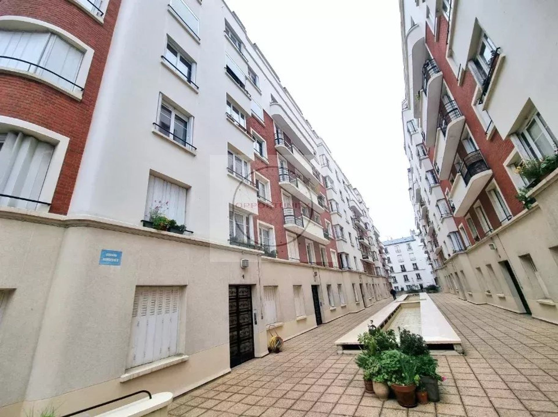 Condominio nel Saint-Mande, Île-de-France 12803164