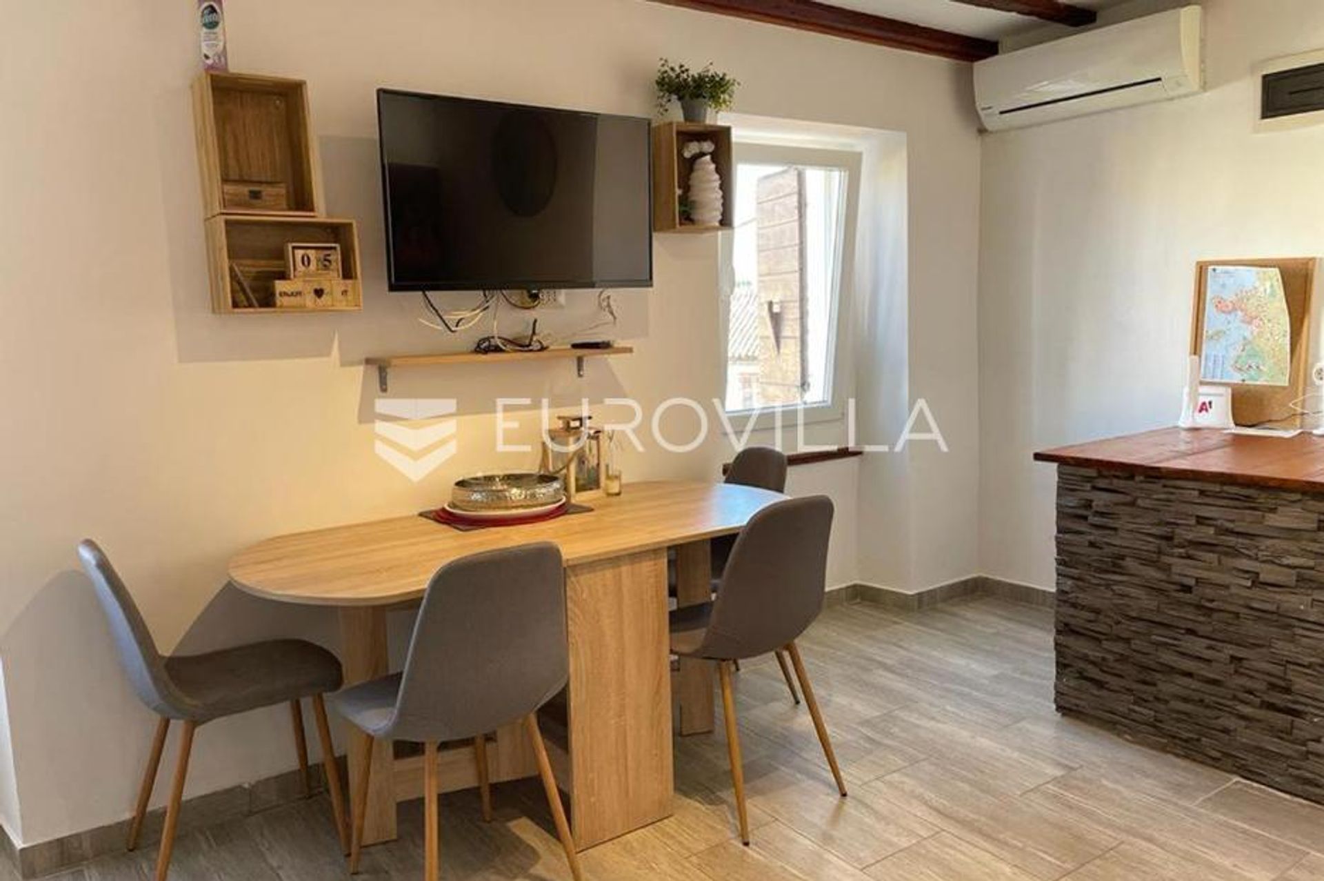 Condominium in Rovinj, Istarska Zupanija 12803282