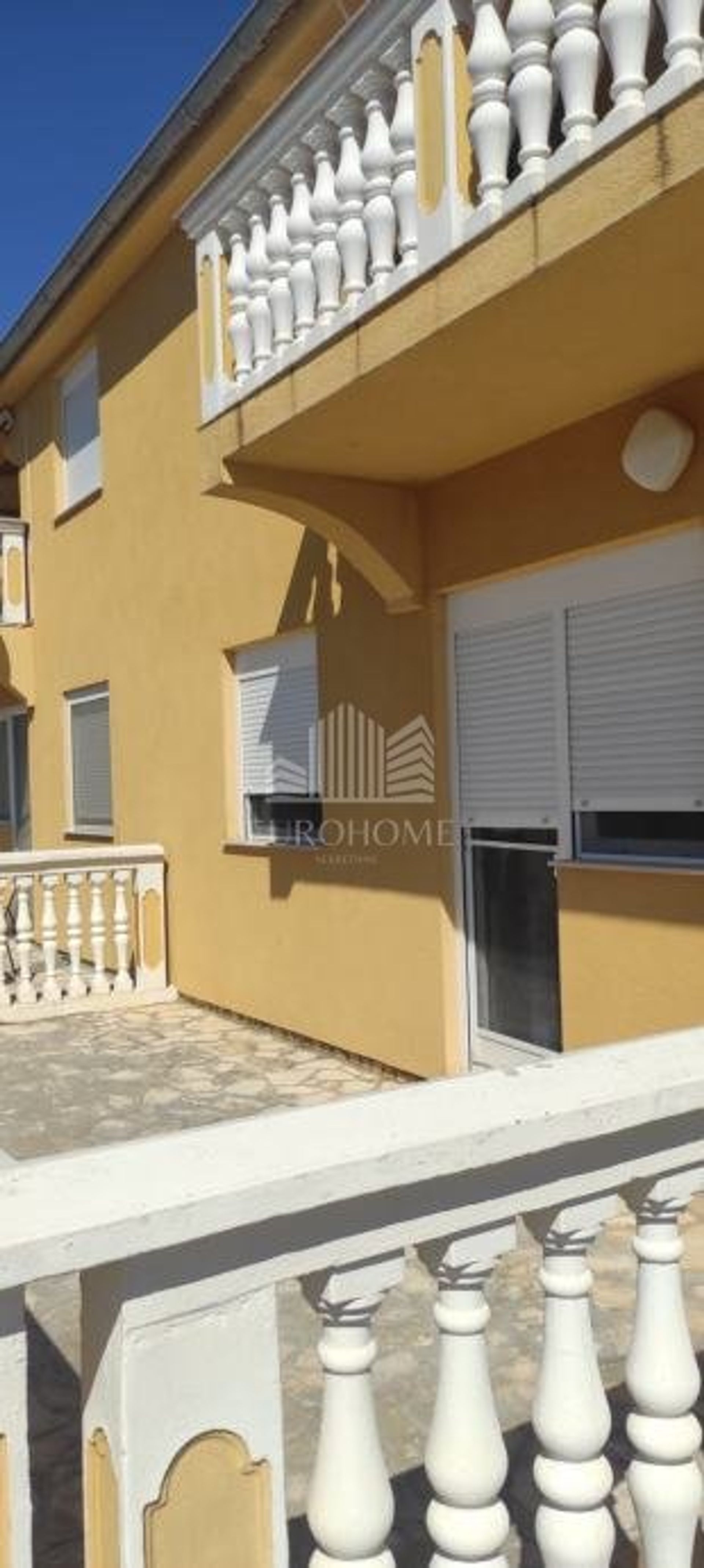 Condominio en Zaton, Zadar County 12804017