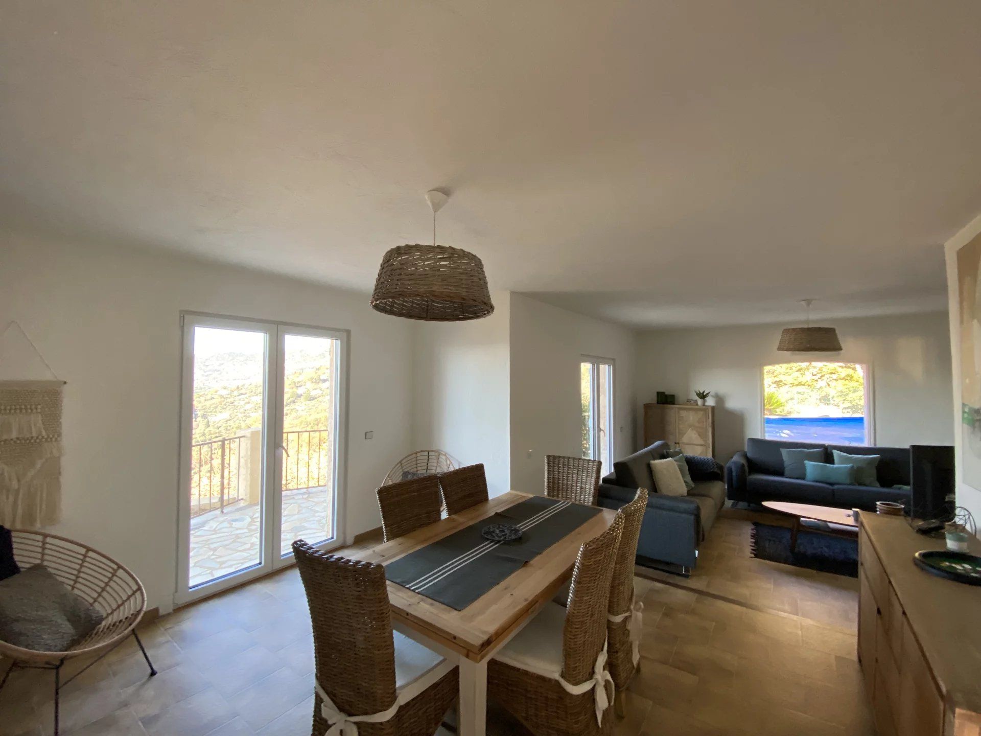 Hus i Cabris, Provence-Alpes-Cote d'Azur 12804263