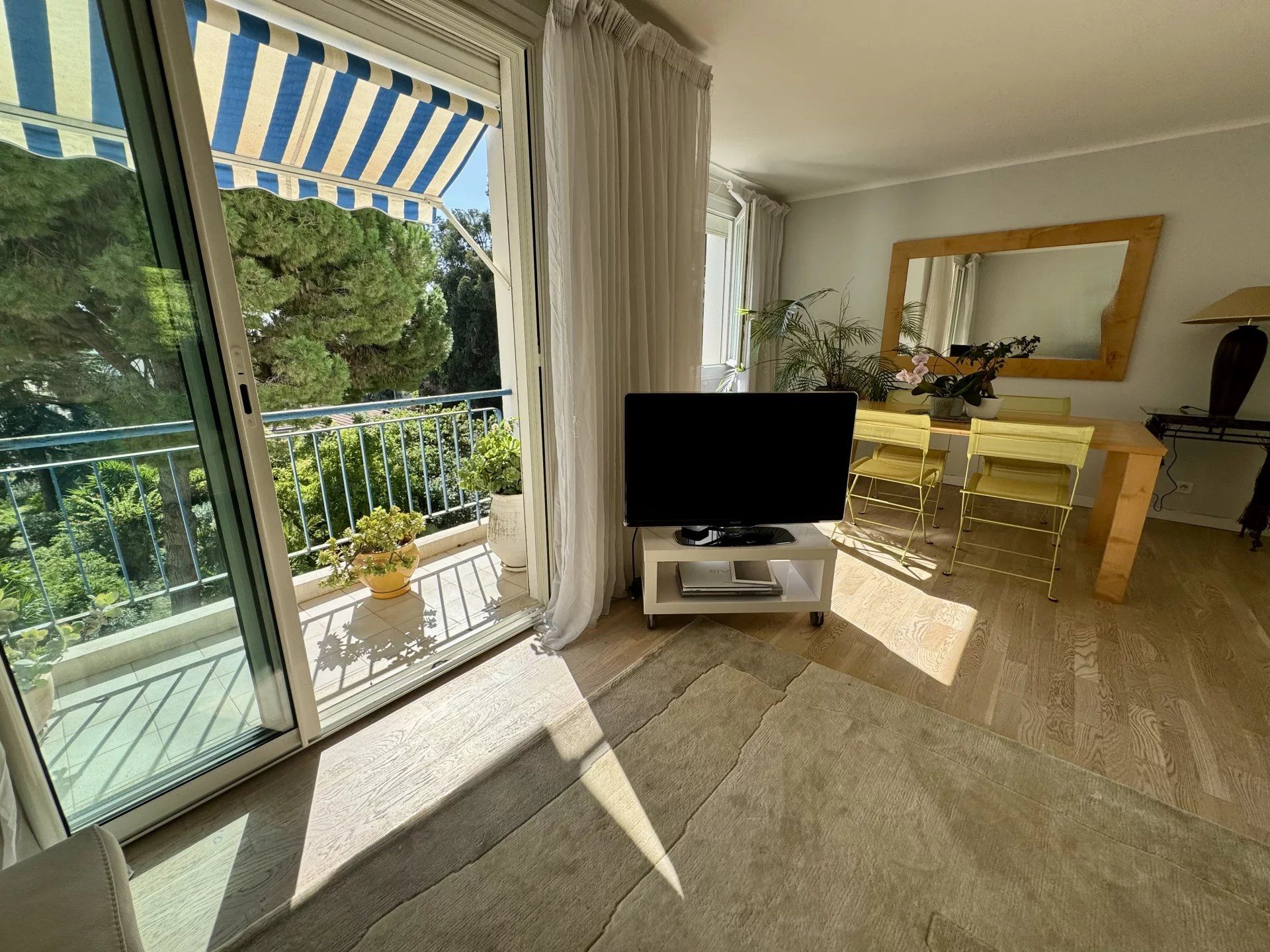 Kondominium dalam Cannes, Provence-Alpes-Côte d'Azur 12804296