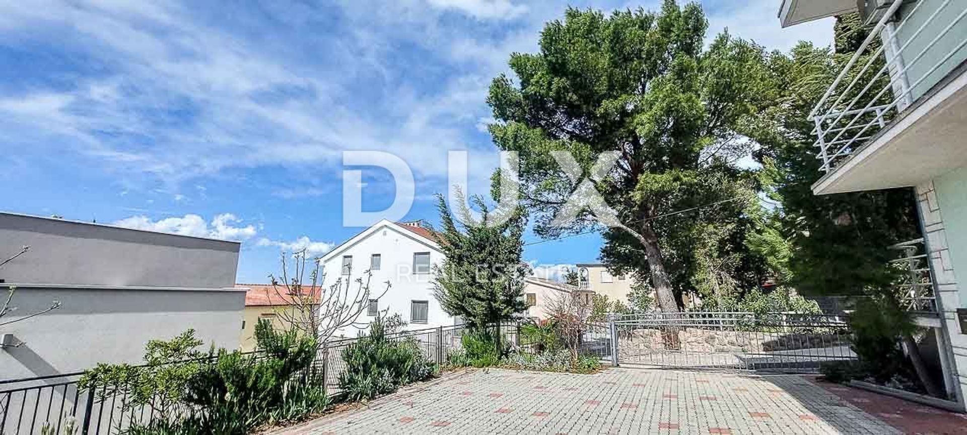 House in Starigrad, Zadar County 12804418